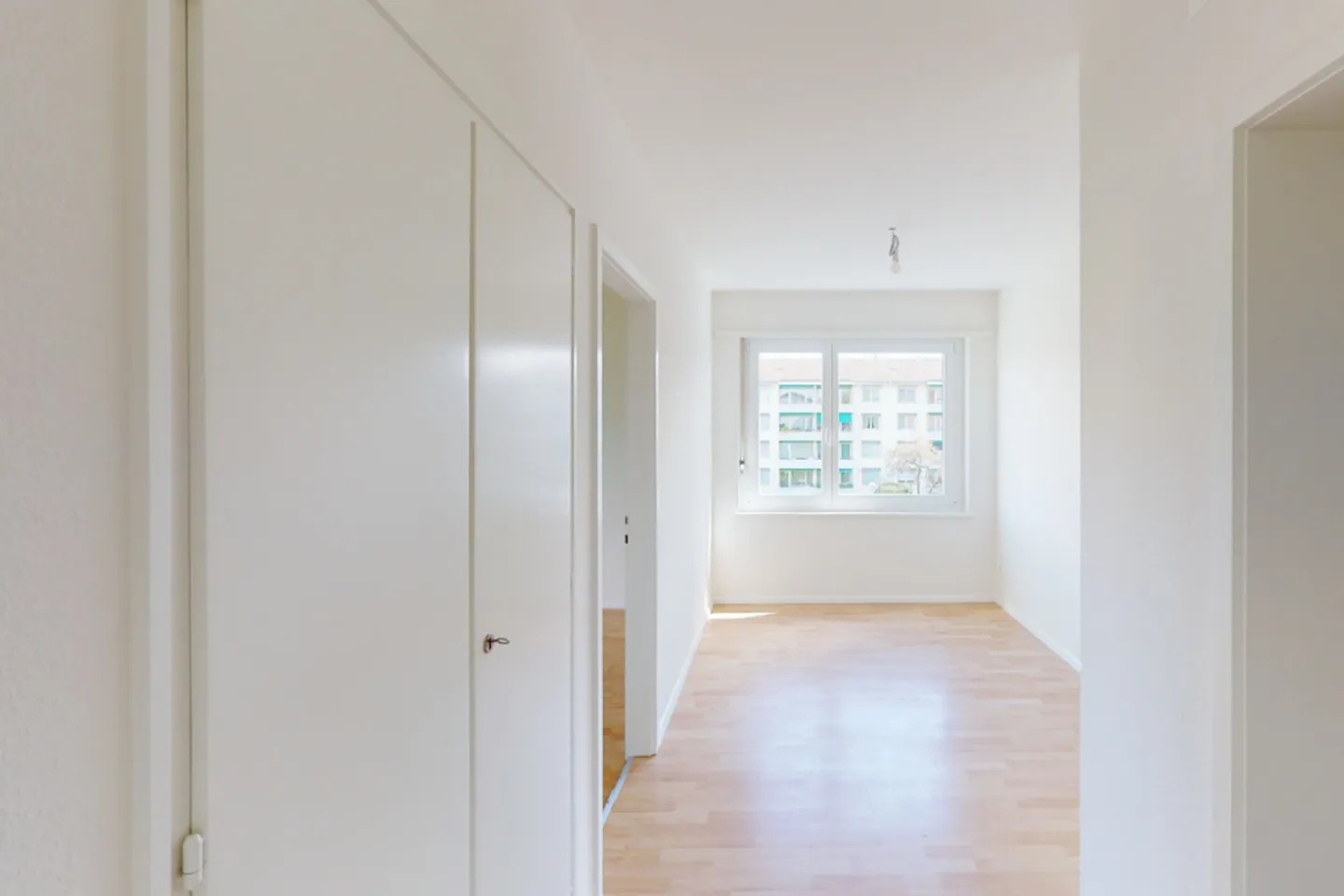 Gemütliche Wohnung mit Waschtrockner - Foto 7 von 8