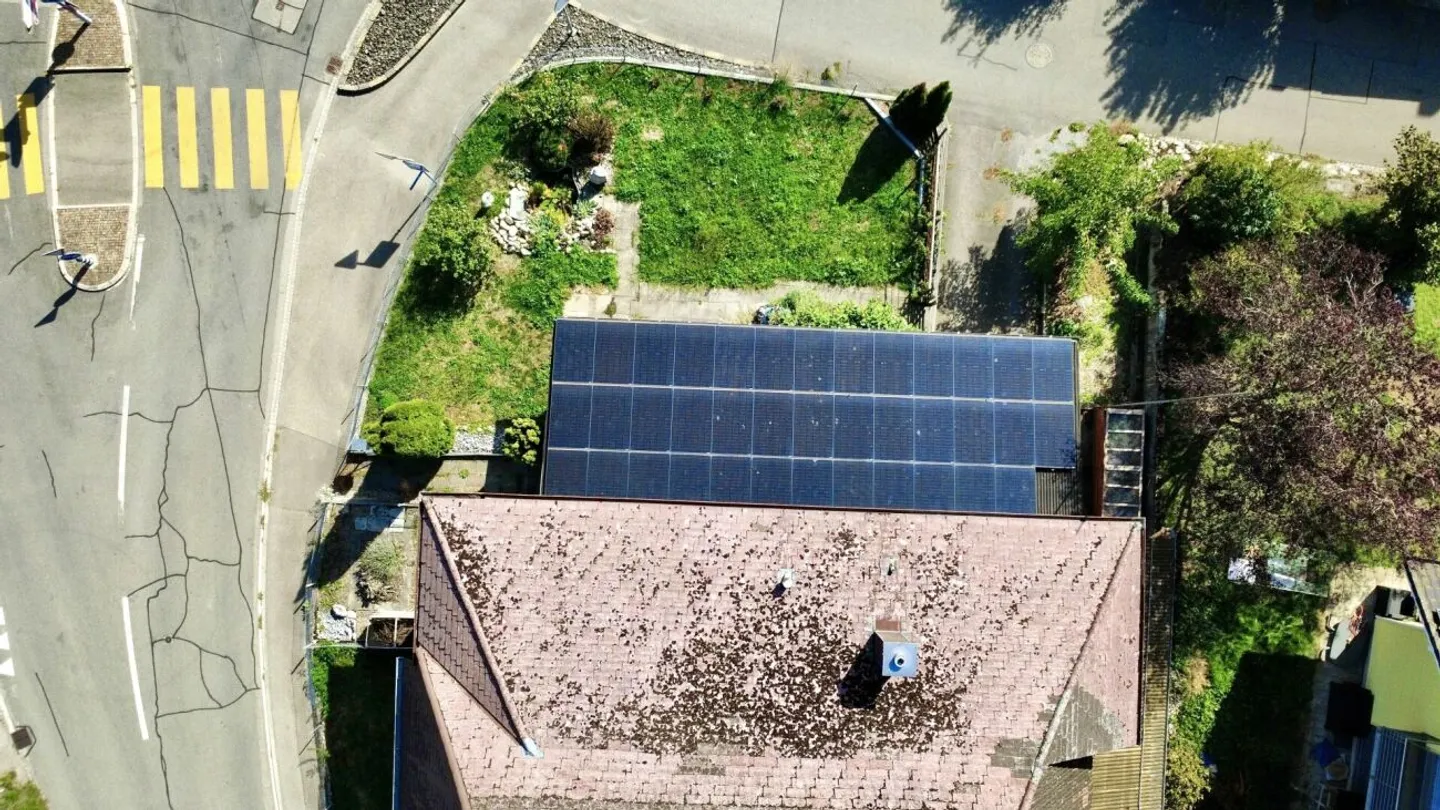 Maison jumelée à Bettenhausen avec potentiel d'aménagement et système photovoltaïque ! - Photo 12 sur 12