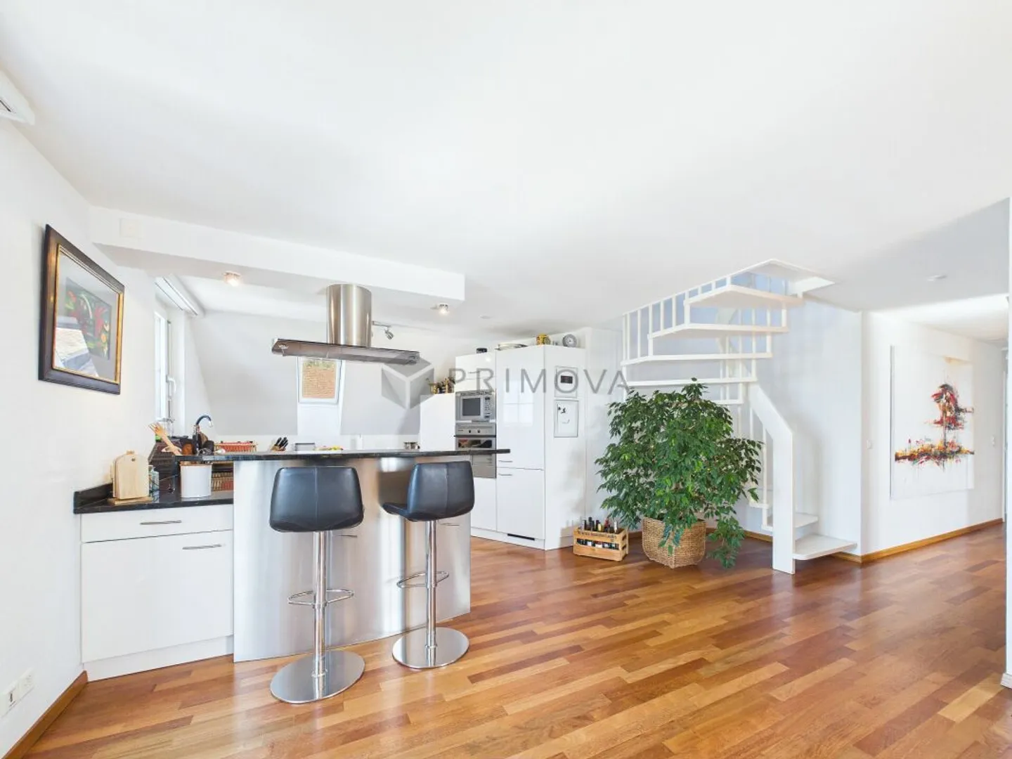 Light, Space and Emotions - Your New Home Above the Rooftops - Photo 5 of 13