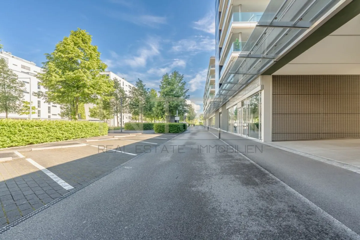 Reserved: Spacious 5.5-room apartment with large balcony in Feldpark Zug - Photo 8 of 13