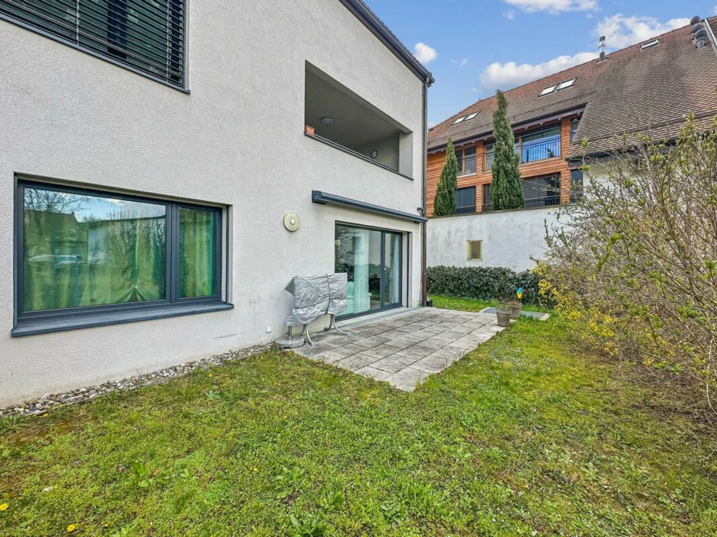 Appartamento moderno con terrazza - Foto 3 di 13