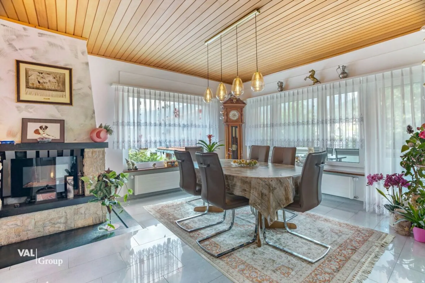 A Home to Feel Good - with Conservatory, Sunny Outdoor Seating Area and Building Plot - Photo 6 of 13