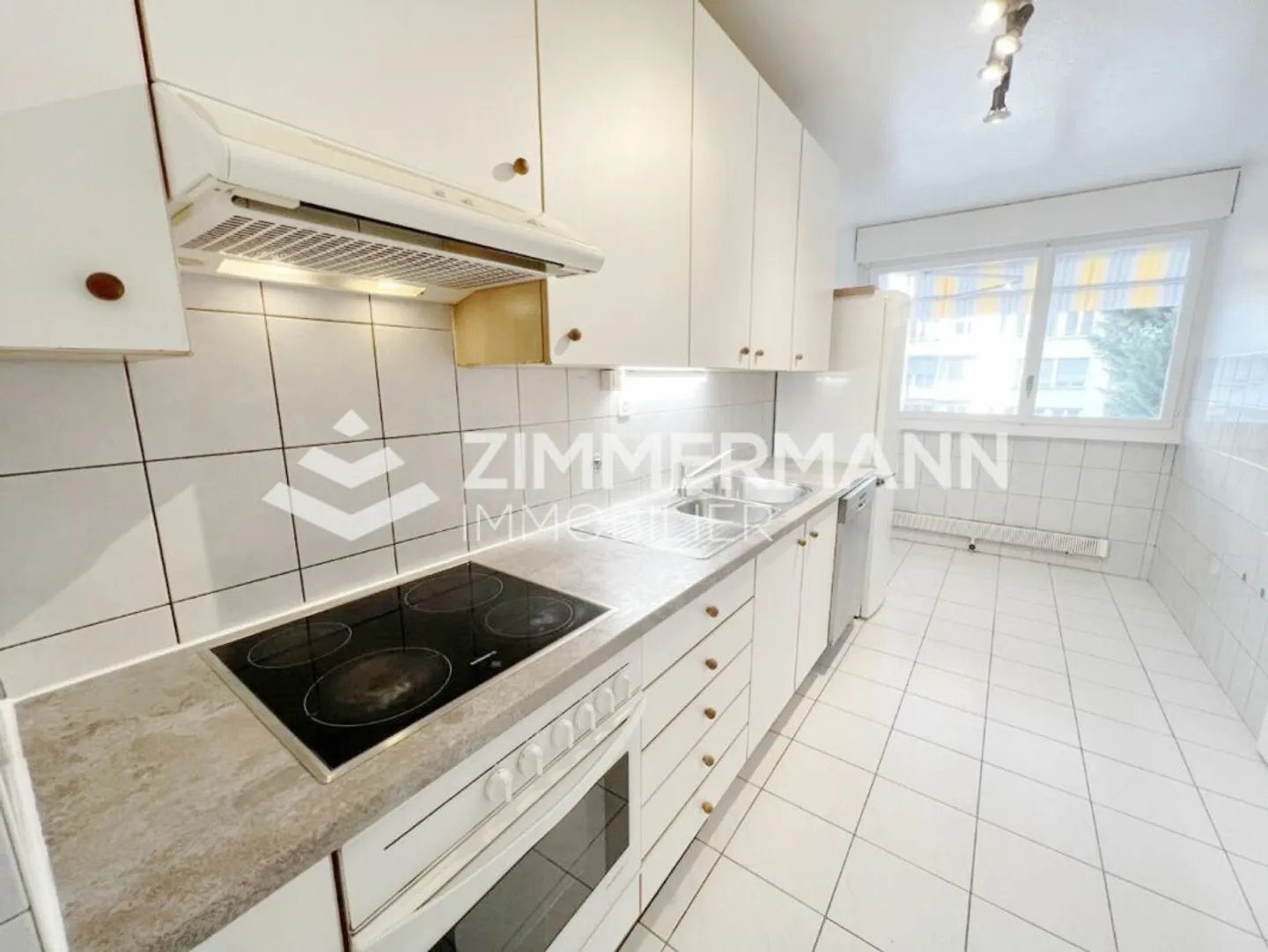 Charmilles - Appartamento di 5,5 stanze con balcone! - Foto 2 di 8