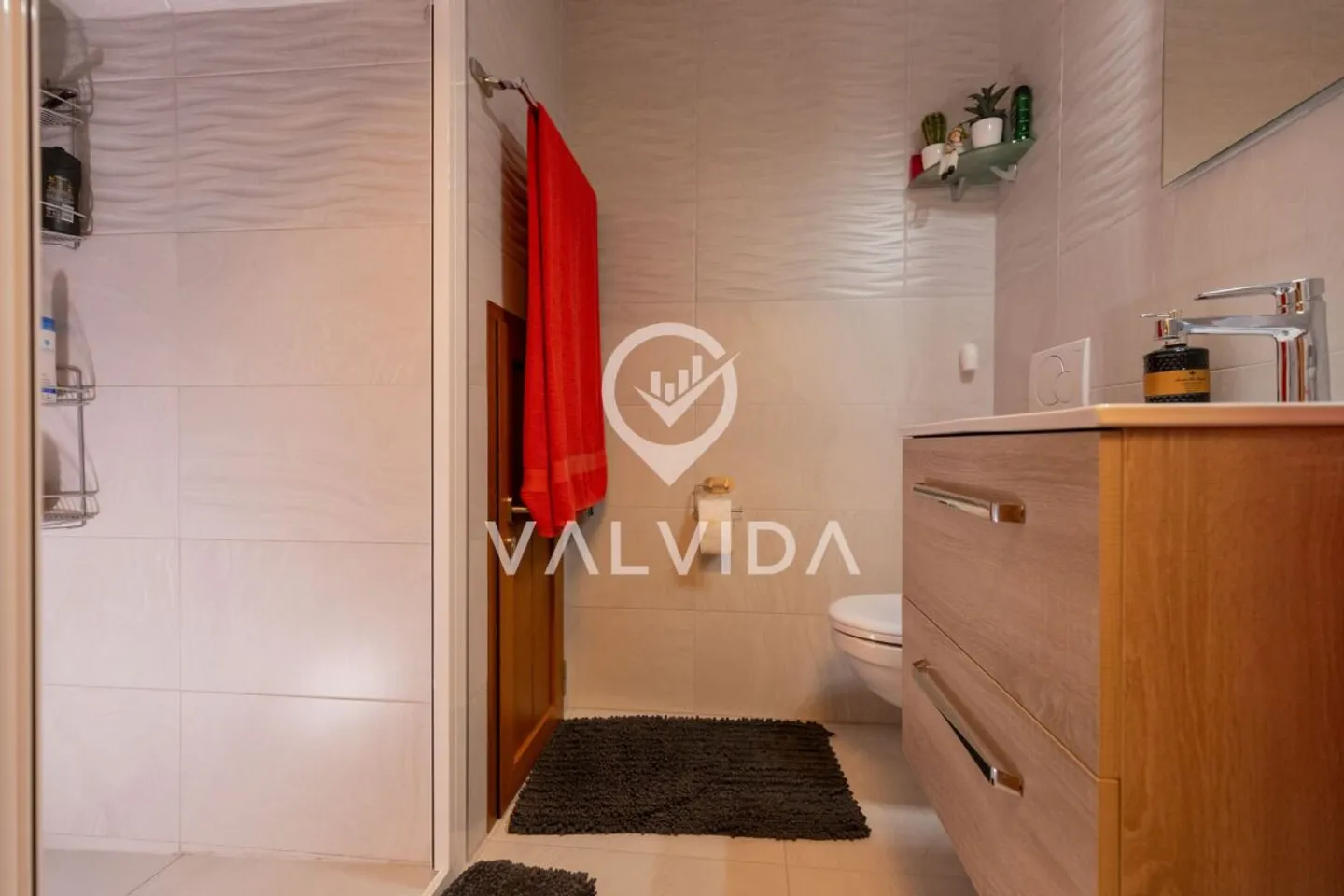 Your Retreat Near Zermatt - Charming Single-Family Home in Täsch - Photo 13 of 13