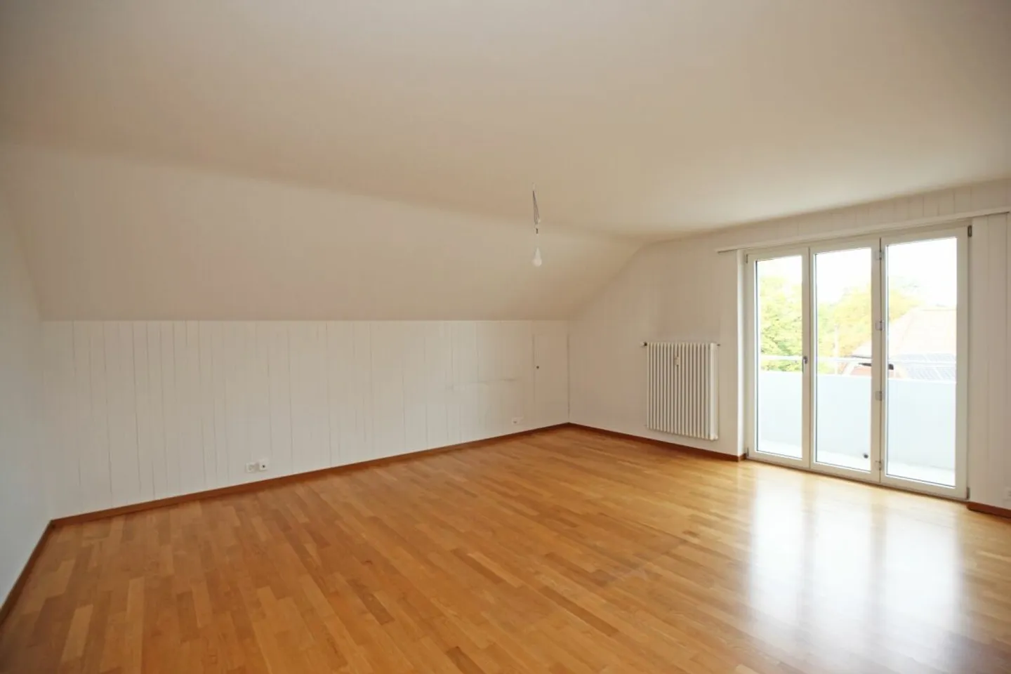 Appartement spacieux de 3,5 pièces près de la gare - Photo 3 sur 9