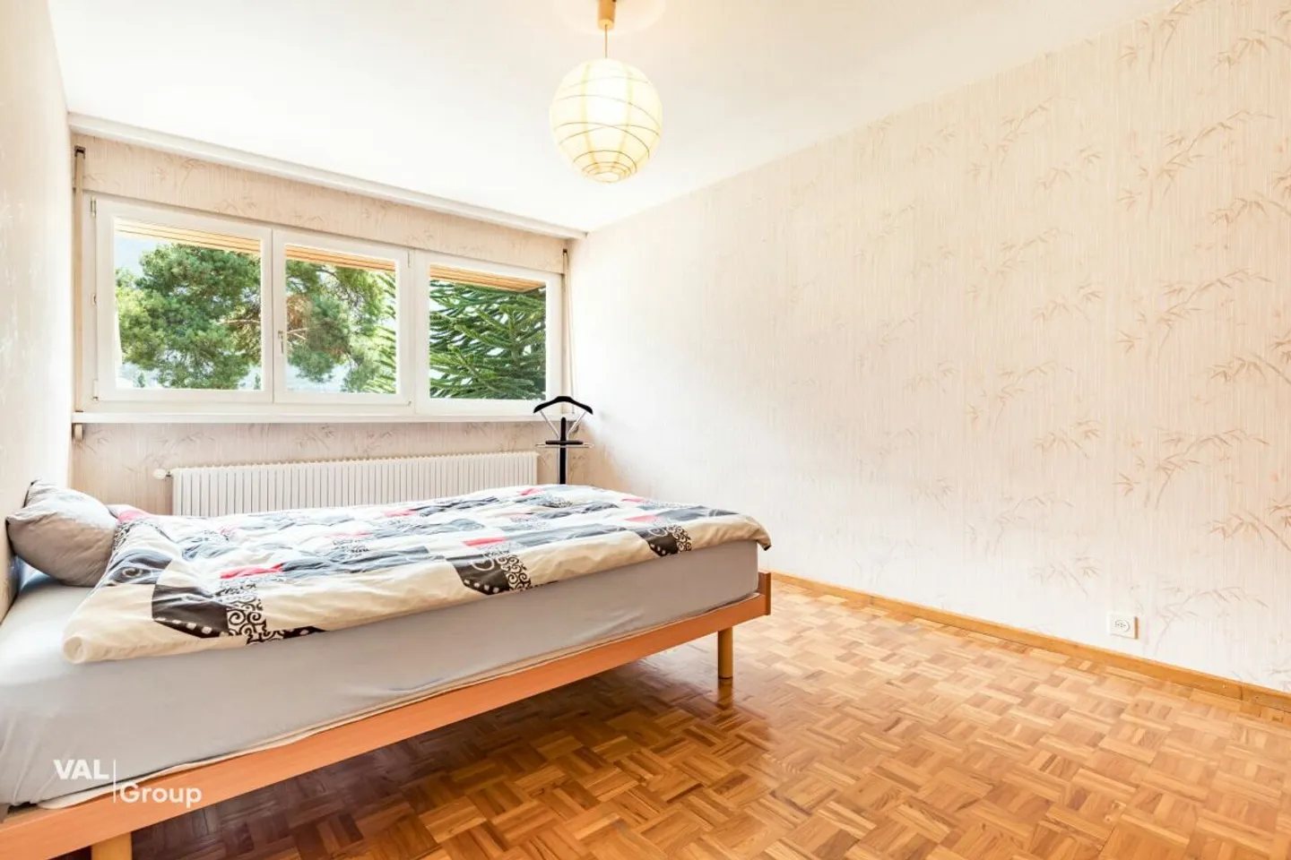 Charming House with Independent Studio - Photo 10 of 13