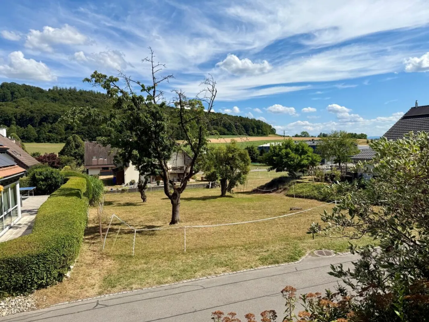 Grosszügiges Bauland in Gals BE - Foto 4 von 8