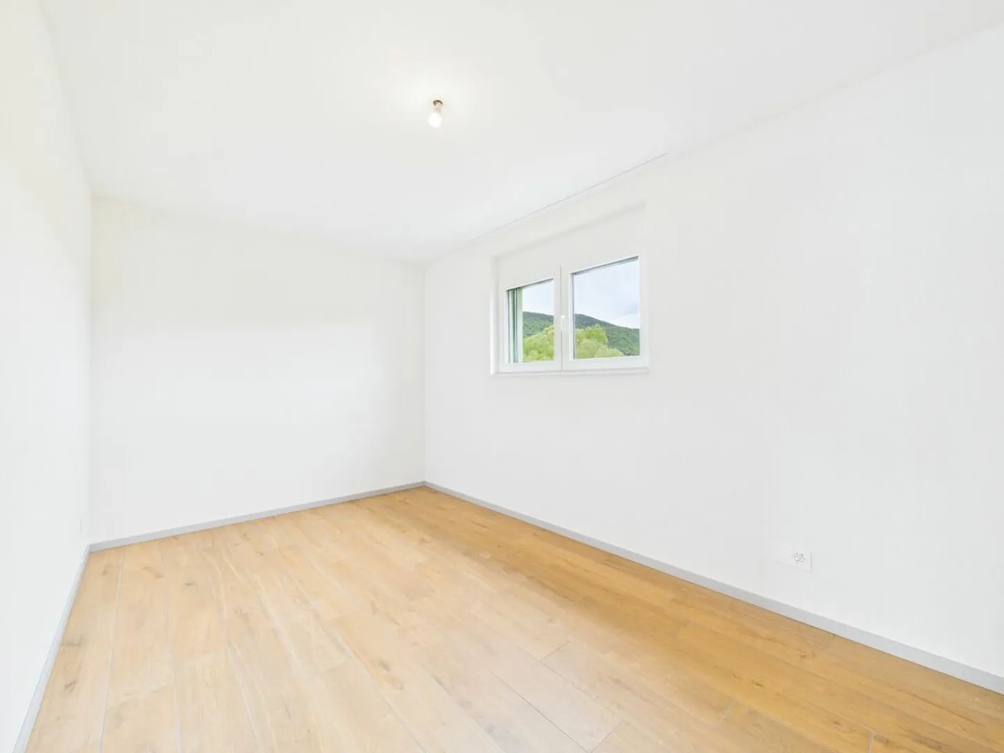 Stilvolle Attikawohnung mit grosser Terrasse und exklusiver Wohnkomfort in Delémont - Foto 7 di 13