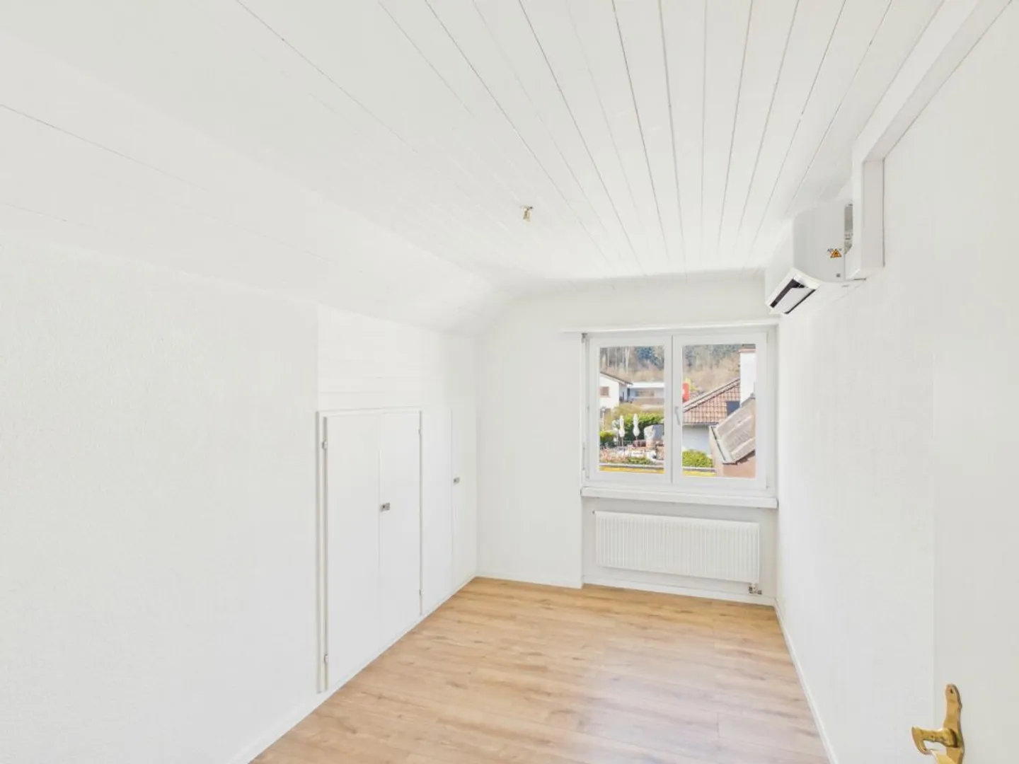 Detached family house in a quiet, child-friendly location - Photo 6 of 13