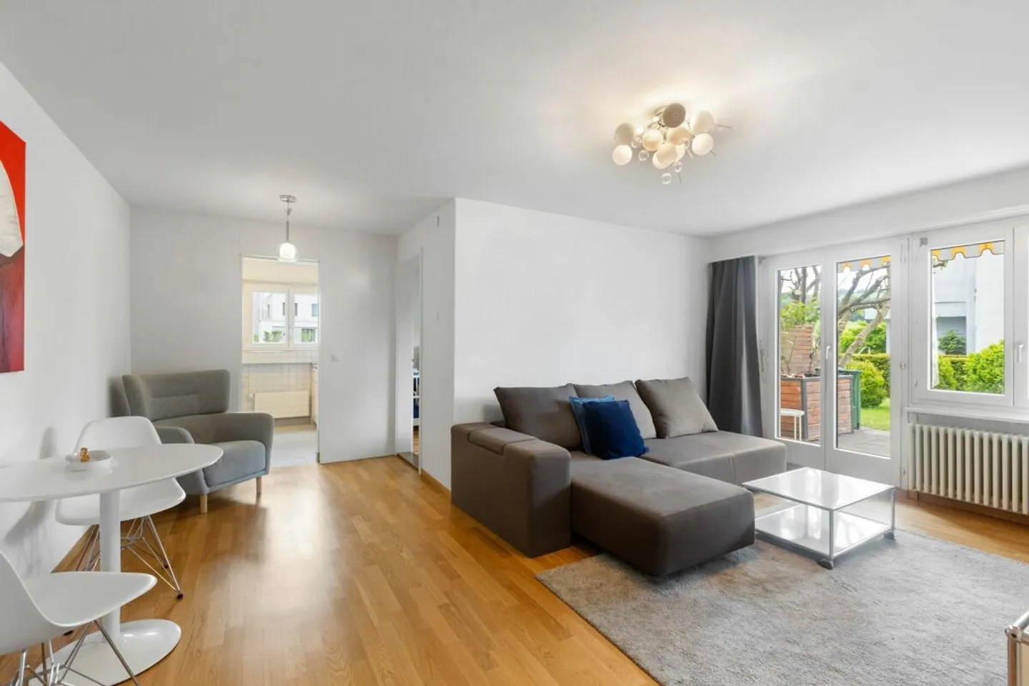 Charmante 3-Zimmer-Gartenwohnung mit sonnigem Sitzplatz und freiem Blick ins Grüne - Photo 3 sur 10