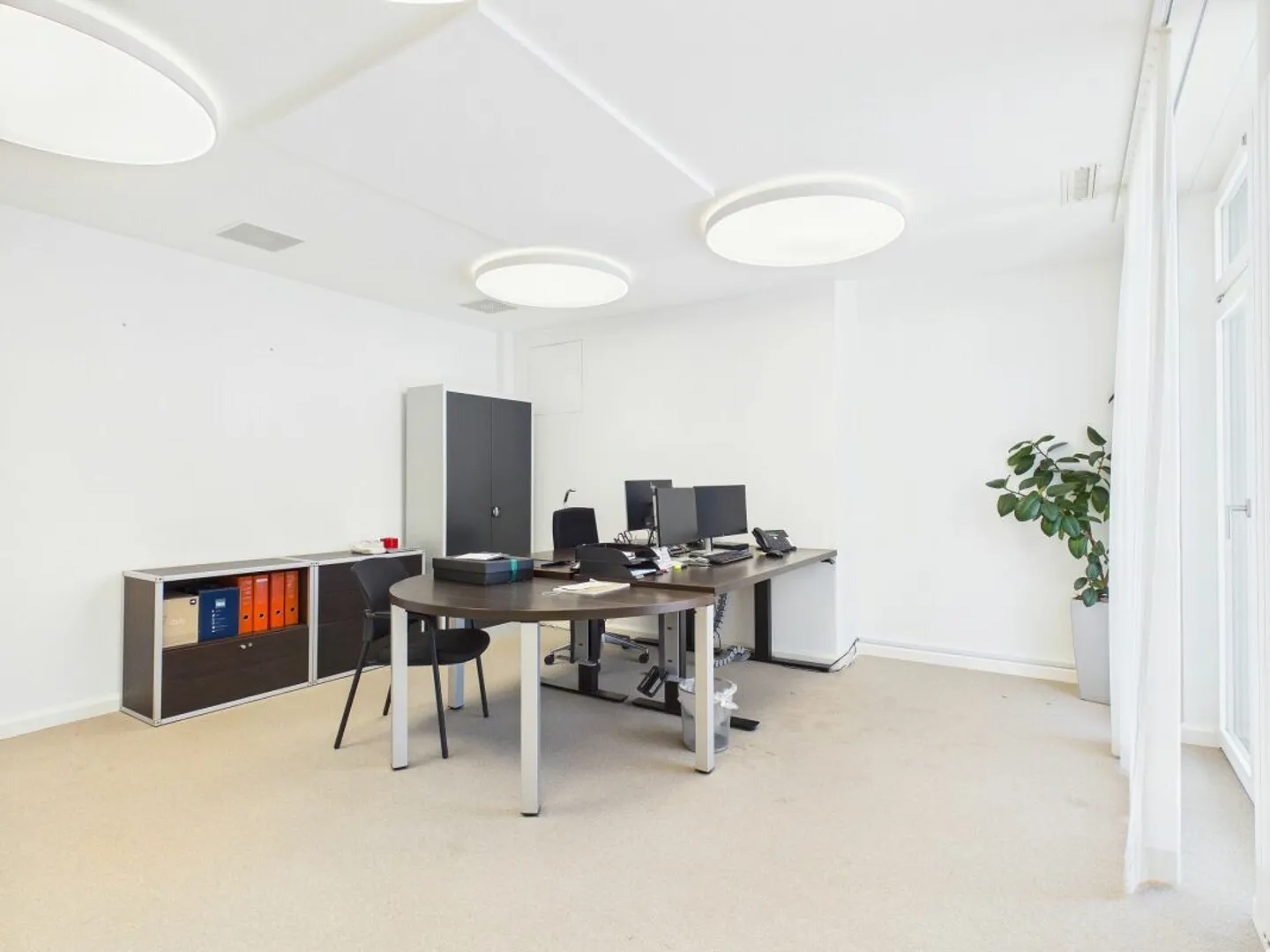 High-quality office in the heart of Zurich - Representatively working at Bleicherweg - Photo 9 of 13