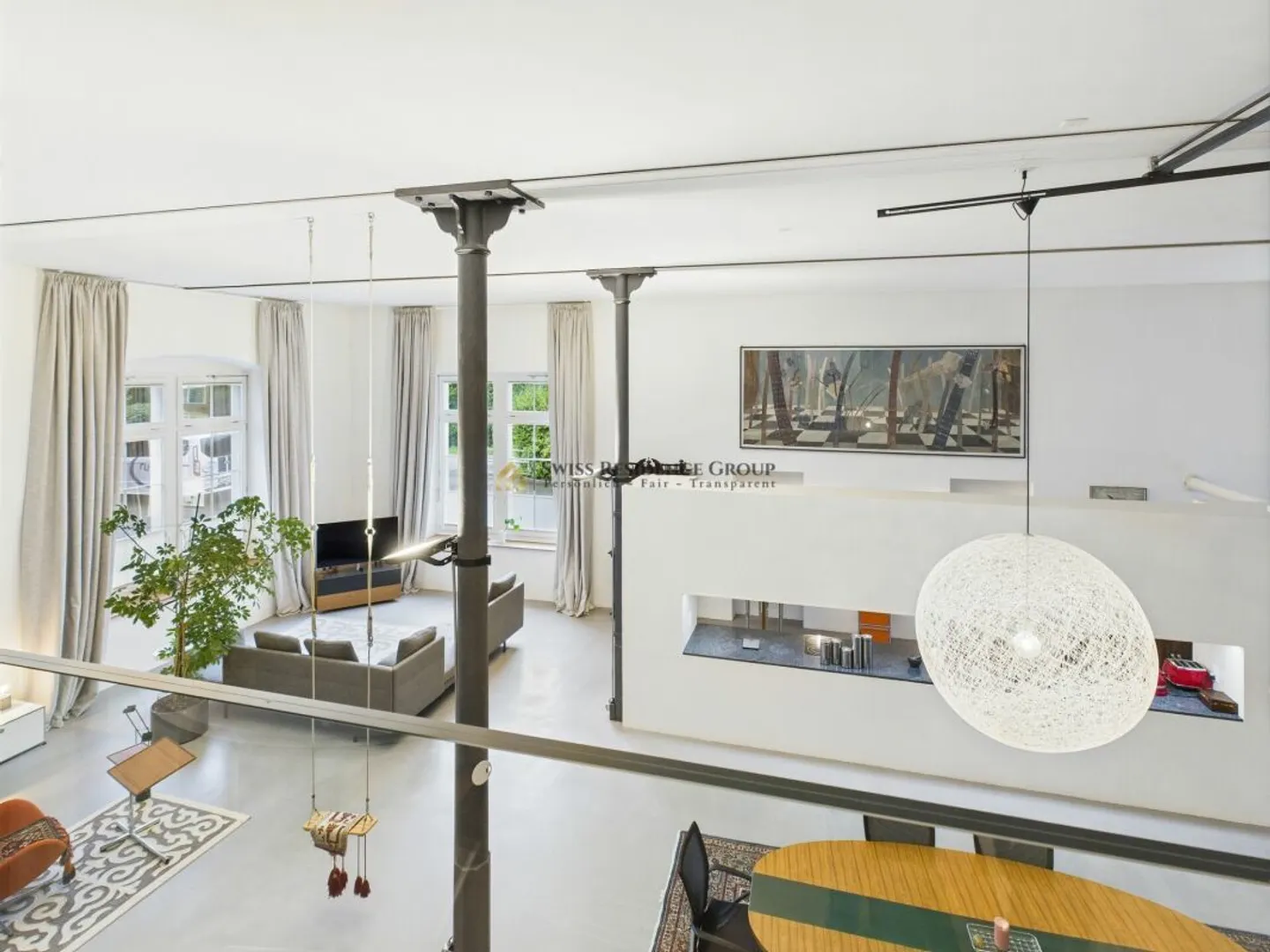 Aussergewöhnliches Designloft mit historischem Charme und privatem Garten - Foto 5 von 13