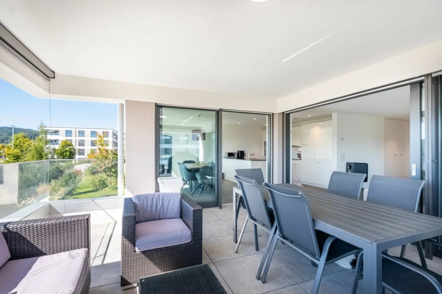 Helle Wohnung mit Loggia in steuerattraktiver Gemeinde - Foto 10 von 13