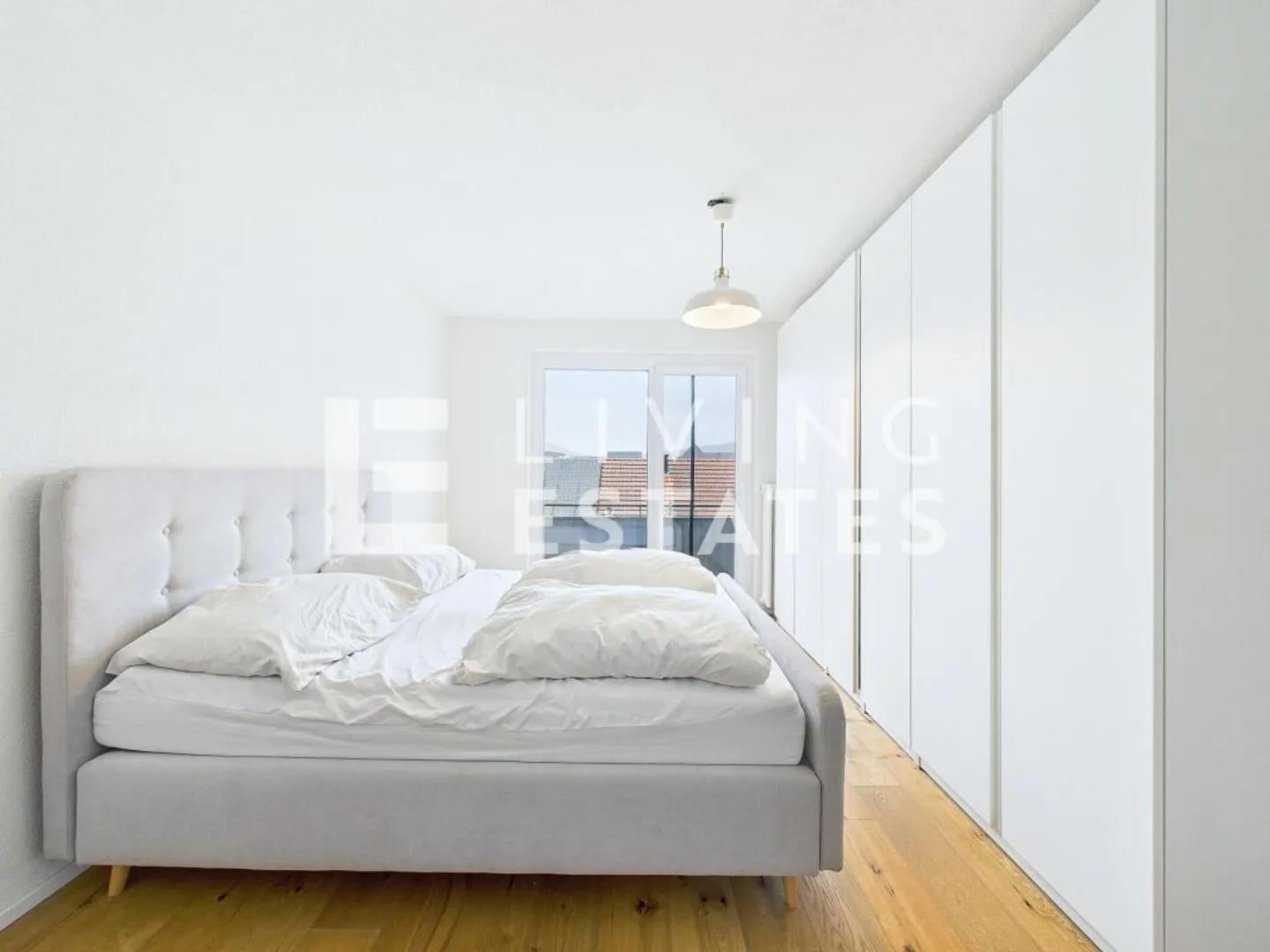 LIVING IN SCHÖNGRUND WITH GARDEN CITY CHARACTER - Photo 9 of 13