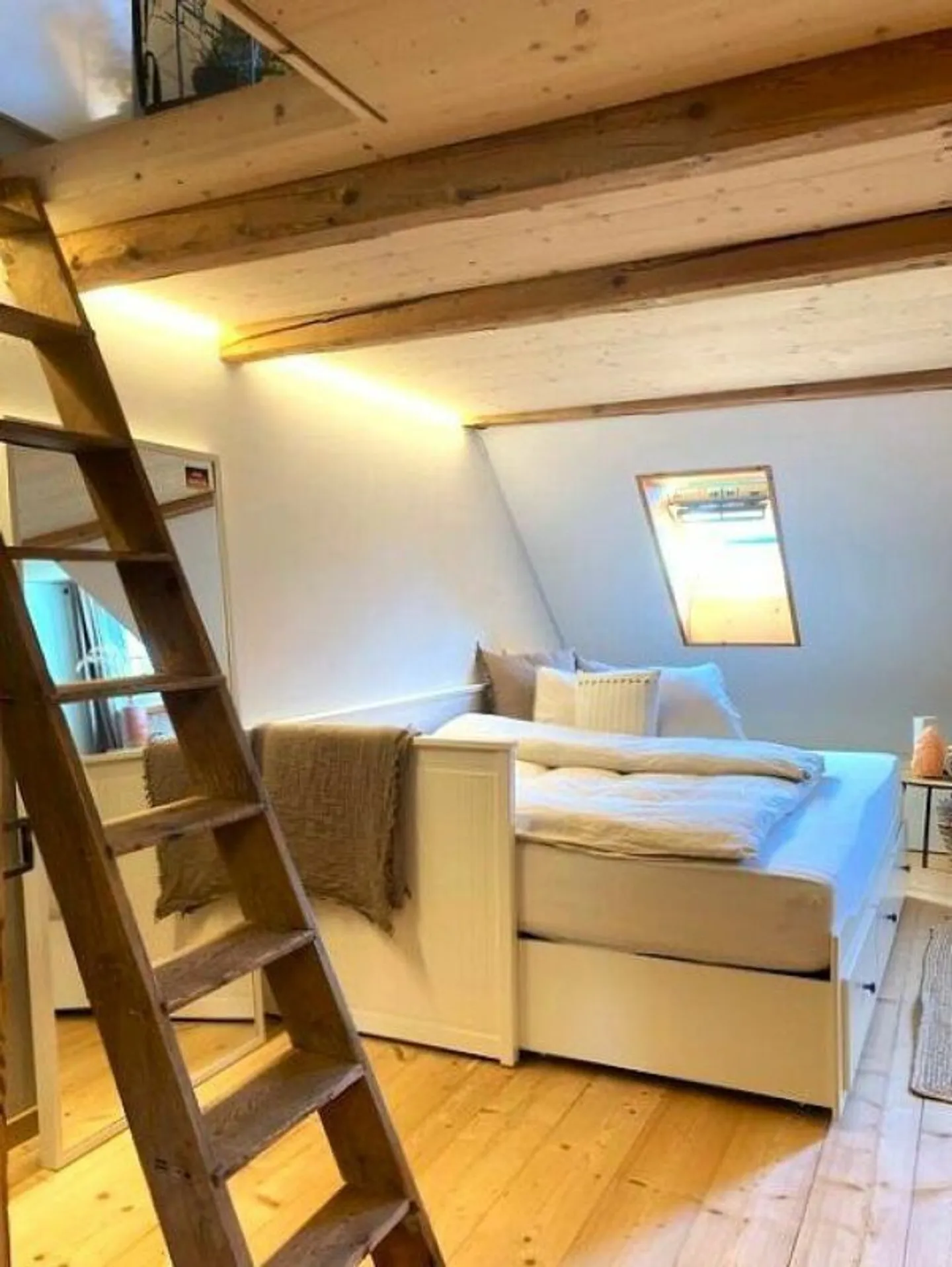 Charming Farmhouse - Photo 11 of 13