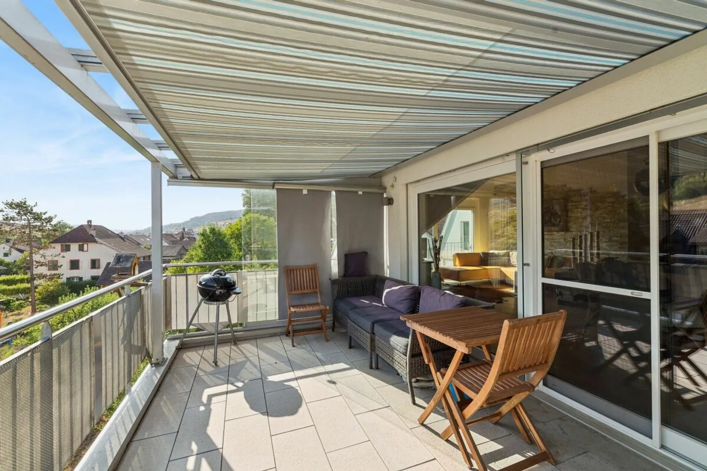 Geräumige Dachwohnung mit Ausblick - Foto 11 von 11