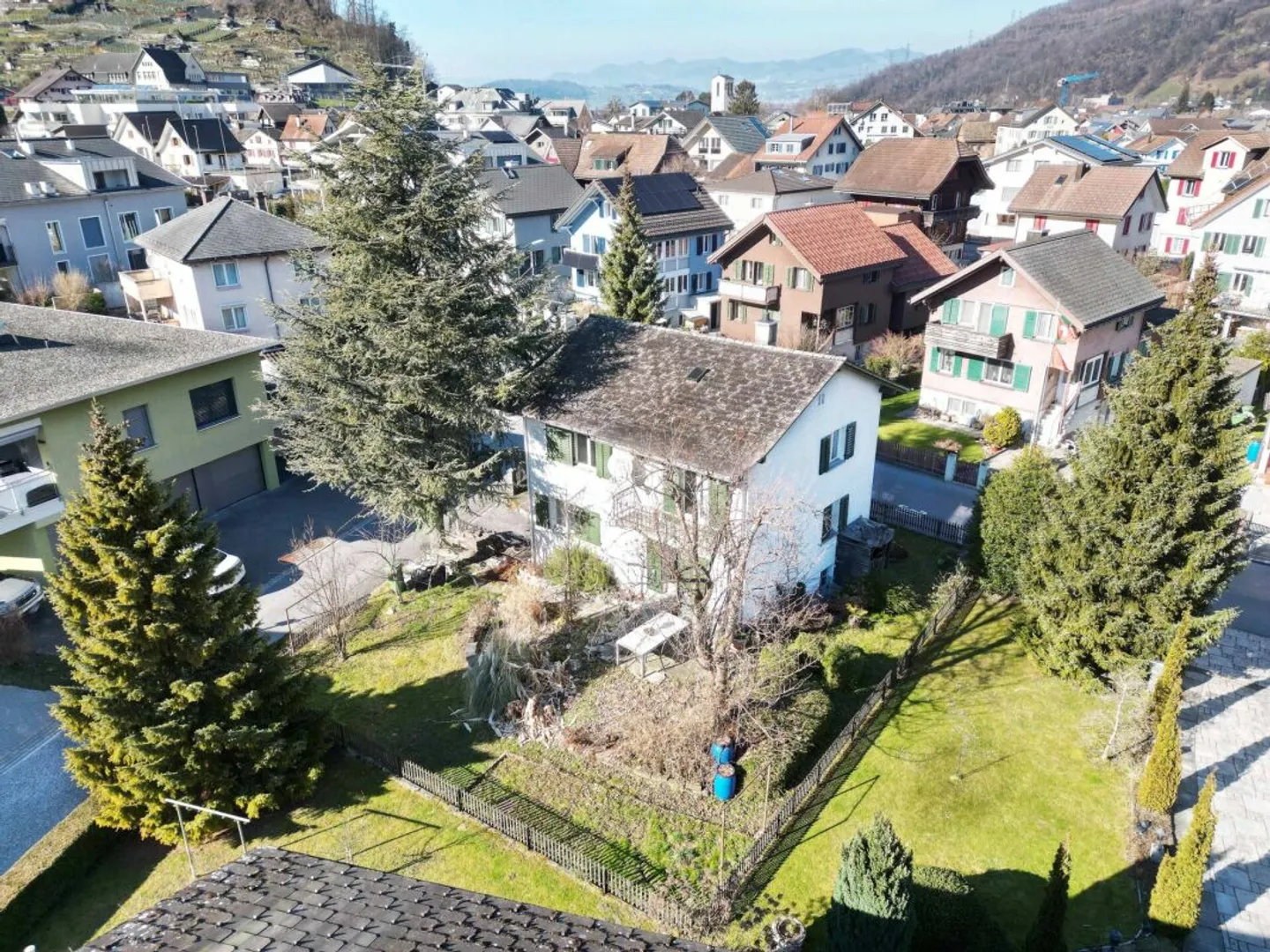 Maison individuelle avec jardin dans un bel endroit à Niederurnen GL - Photo 1 sur 12