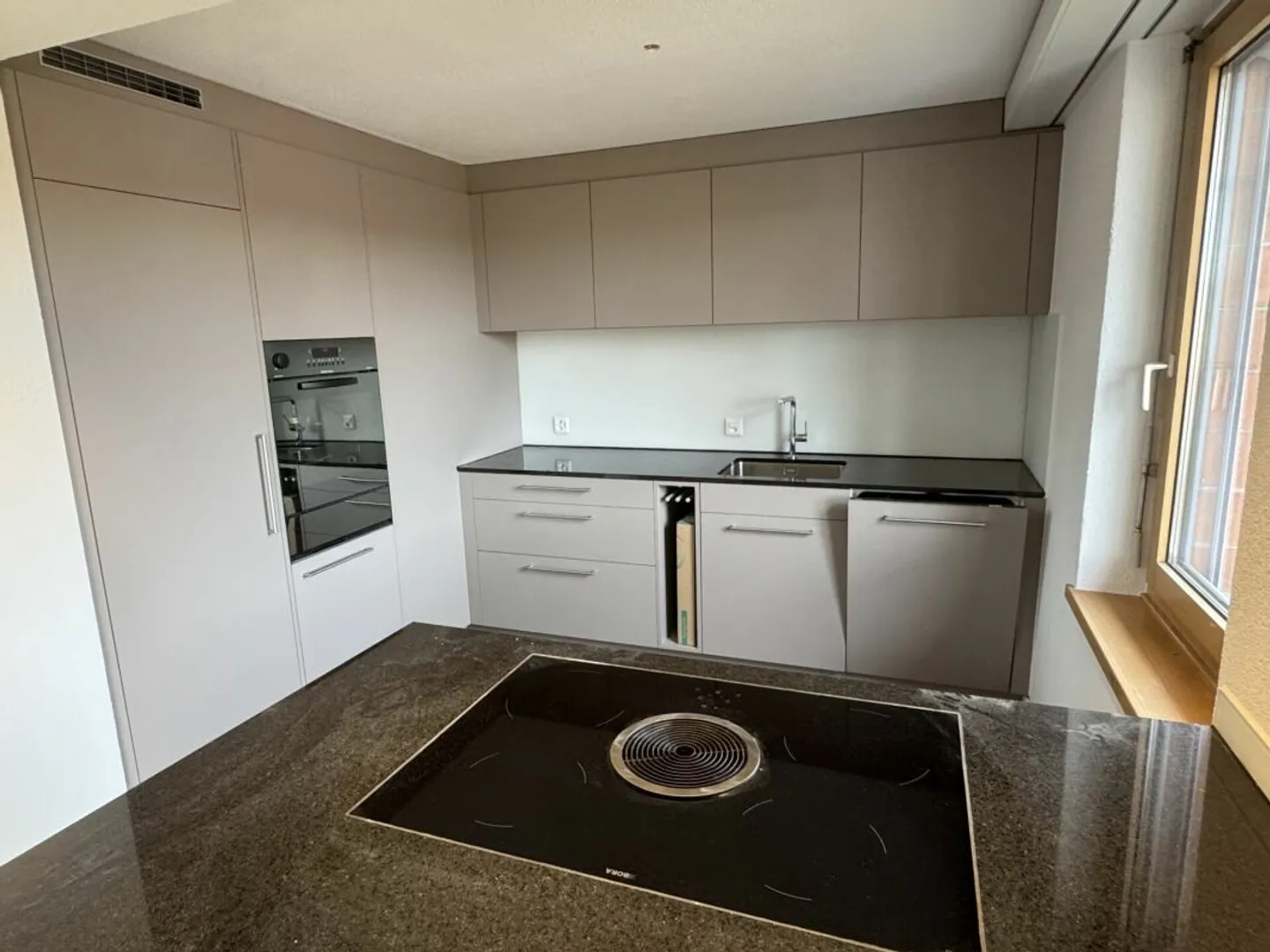 Grosszügige 5.5 Zi.- Maisonettewohnung, ca. 150m2 - Foto 2 von 13