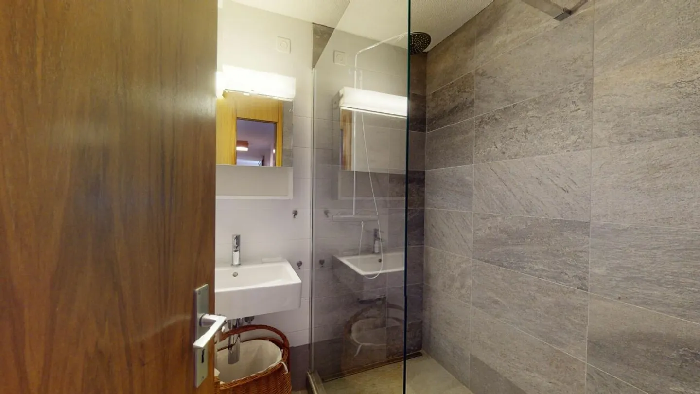 Zuhause im Herzen von St. Moritz - 4,5-Zimmer-Wohnung mit Panoramabalkon - Foto 10 von 13