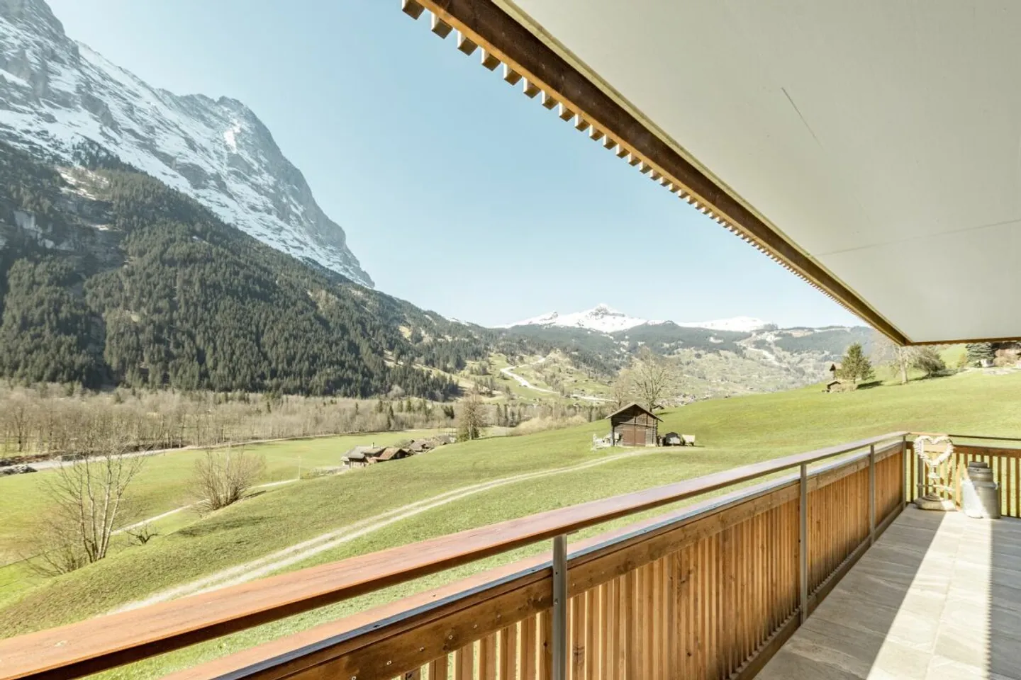 Grindelwald: Appartement de vacances calme de 3.5 pièces avec balcon et coin jardin - Photo 1 sur 13