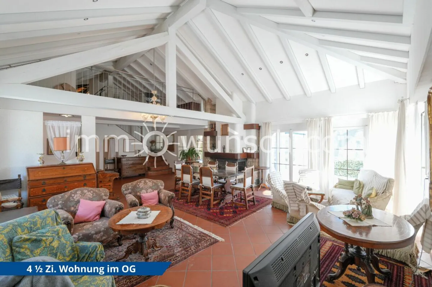 Maison à deux générations avec réserve de construction, appartement de 4 ½ pièces au premier étage et appartement de 2 ½ pièces au sous-sol - Photo 3 sur 13