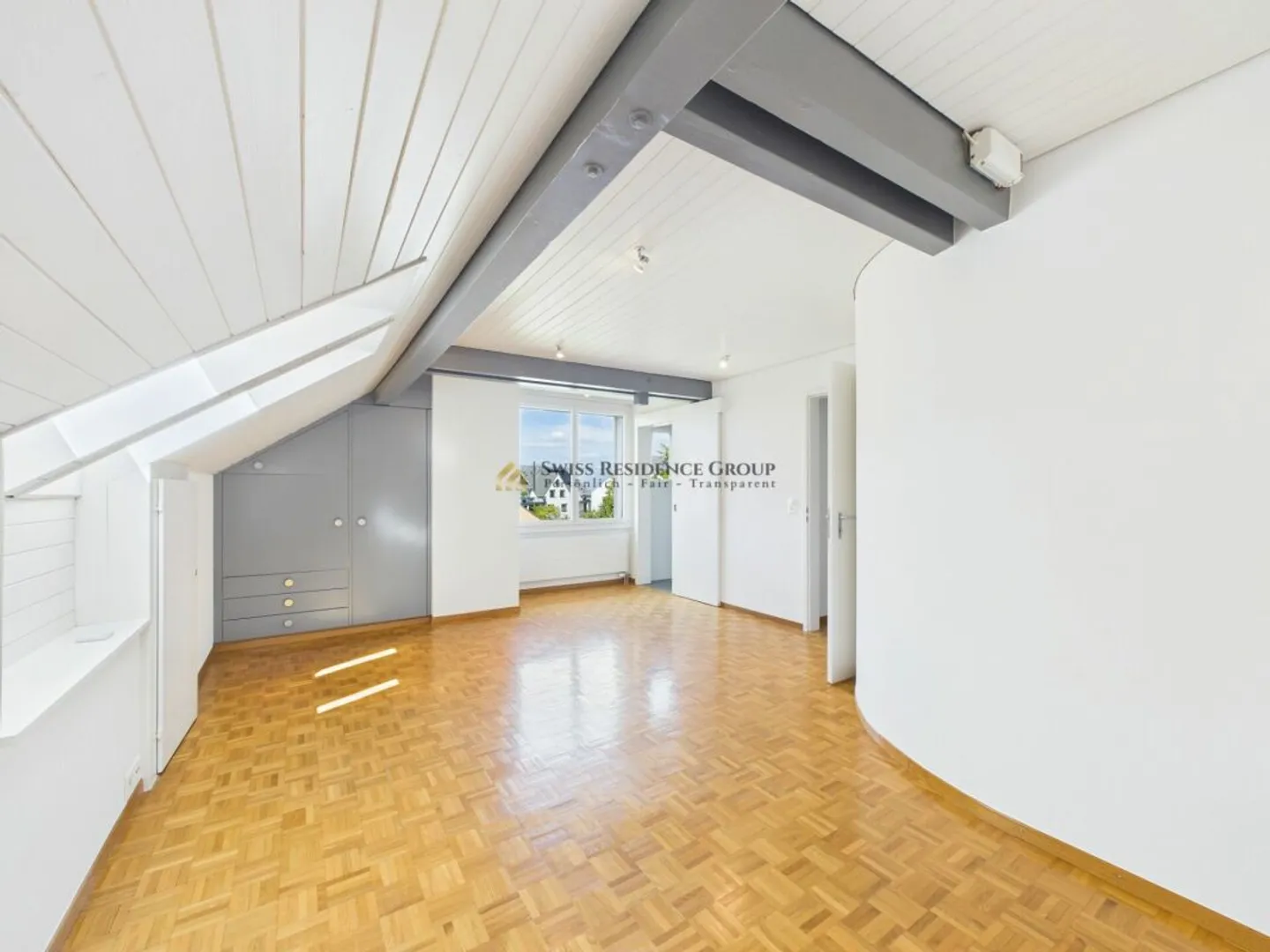 Dream home for families, stylish house with garden in Ebmatingen - Photo 13 of 13