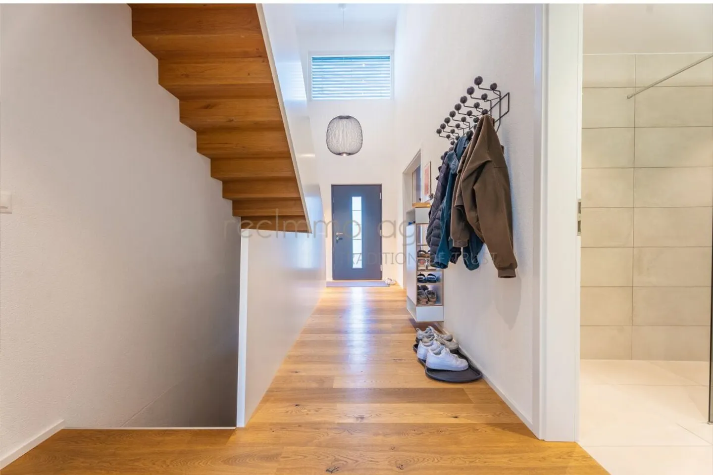 Modern 5.5-room single-family house with Minergie-P standard in a quiet location in Koblenz - Photo 13 of 13