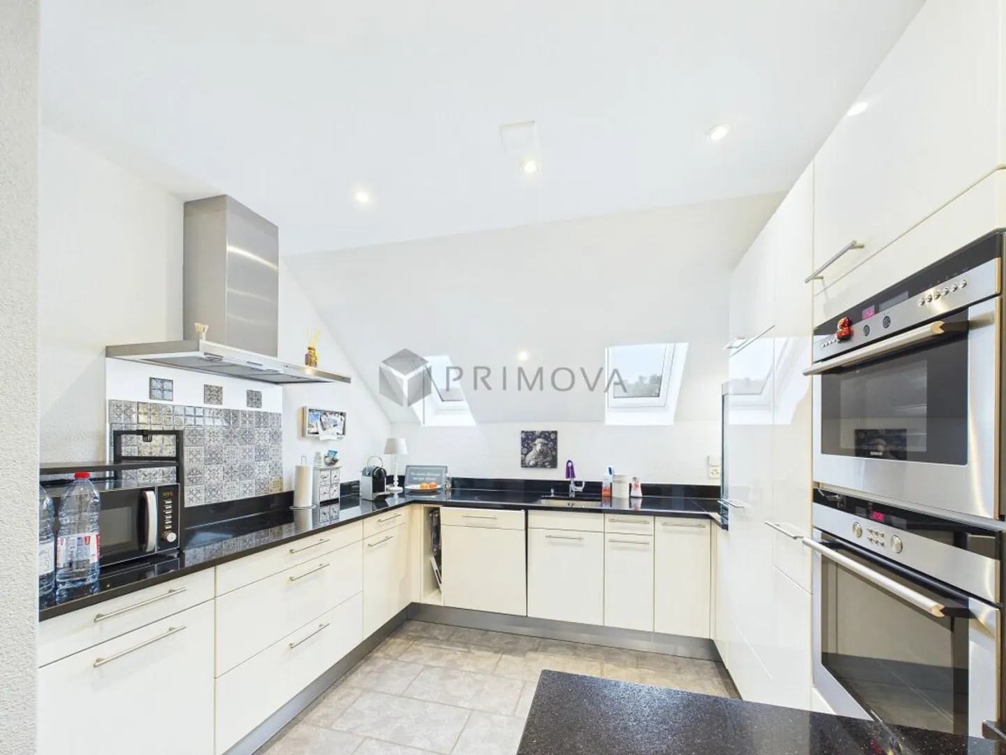 Un charmant et bien situé condominium pourrait être à vous demain ! - Photo 4 sur 13