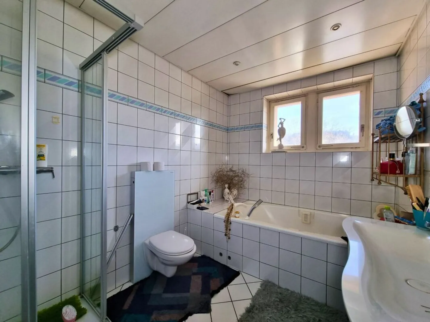 Belle bâtisse comprenant un restaurant réputé et un appartement de 9 pièces en pleine nature - Foto 12 von 13