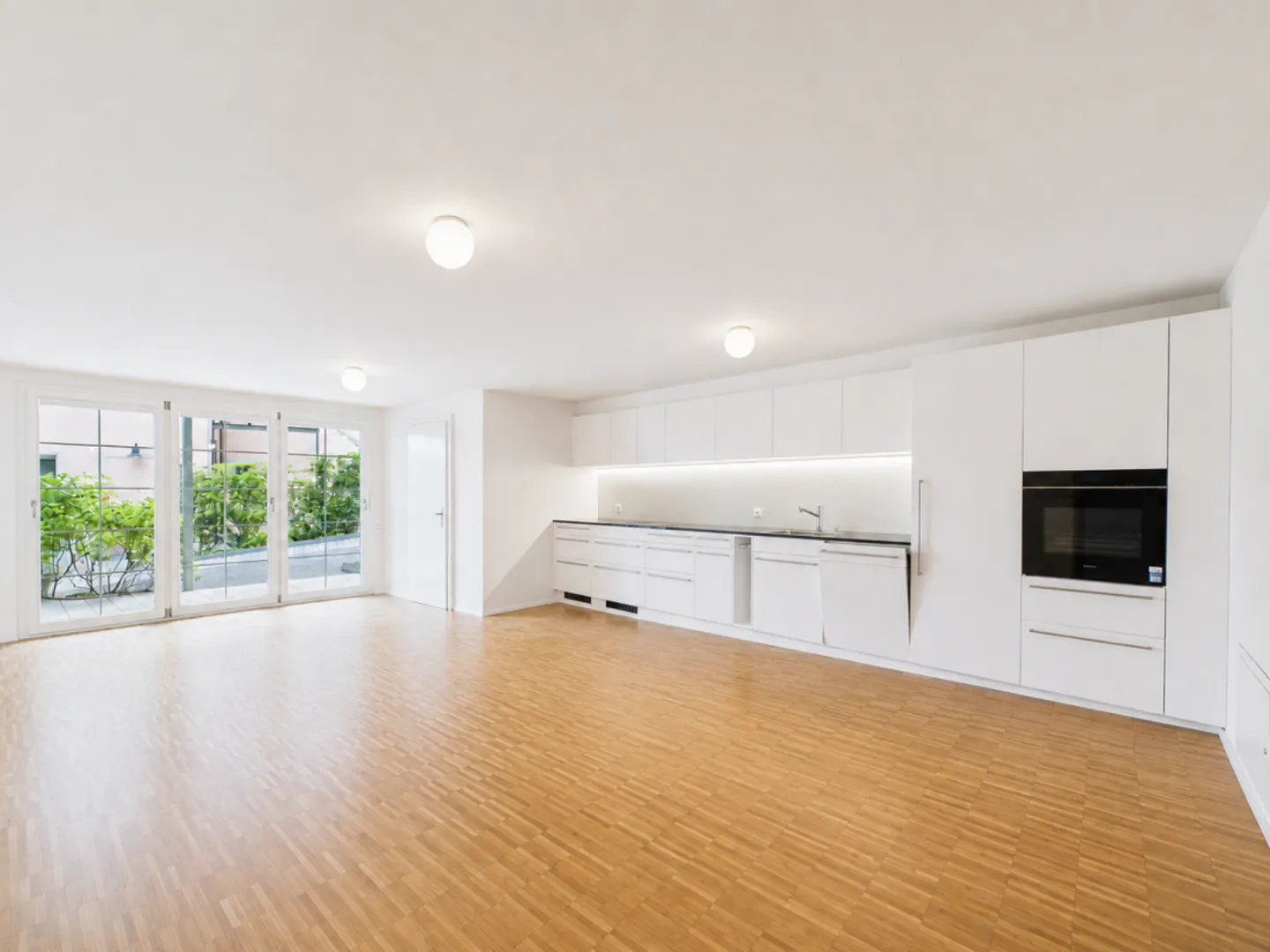 Vaste logement avec caractère de loft et terrasse à Thalwil - Photo 4 sur 13