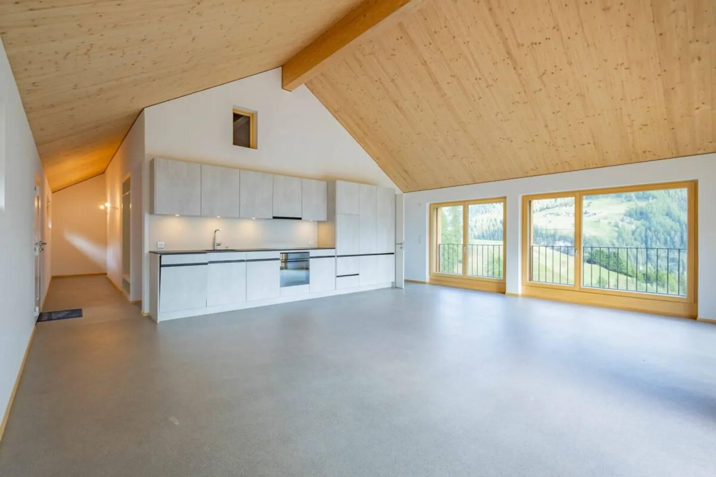 Tolle, helle 3.5-Zimmerwohnung im Neubau Haus Gürgetsch - Photo 4 of 9