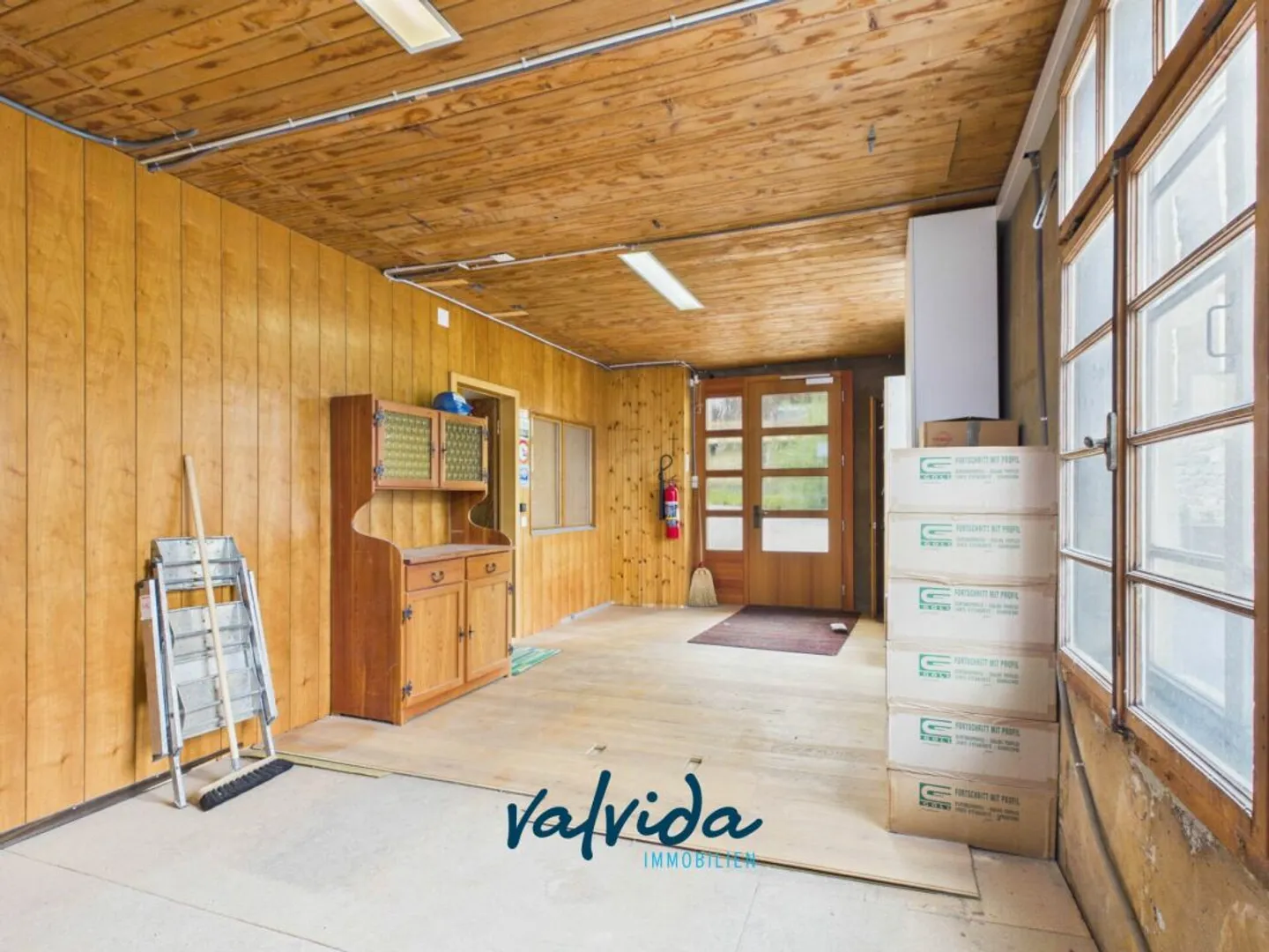 Interessante spazio commerciale con usi versatili - Foto 4 di 10