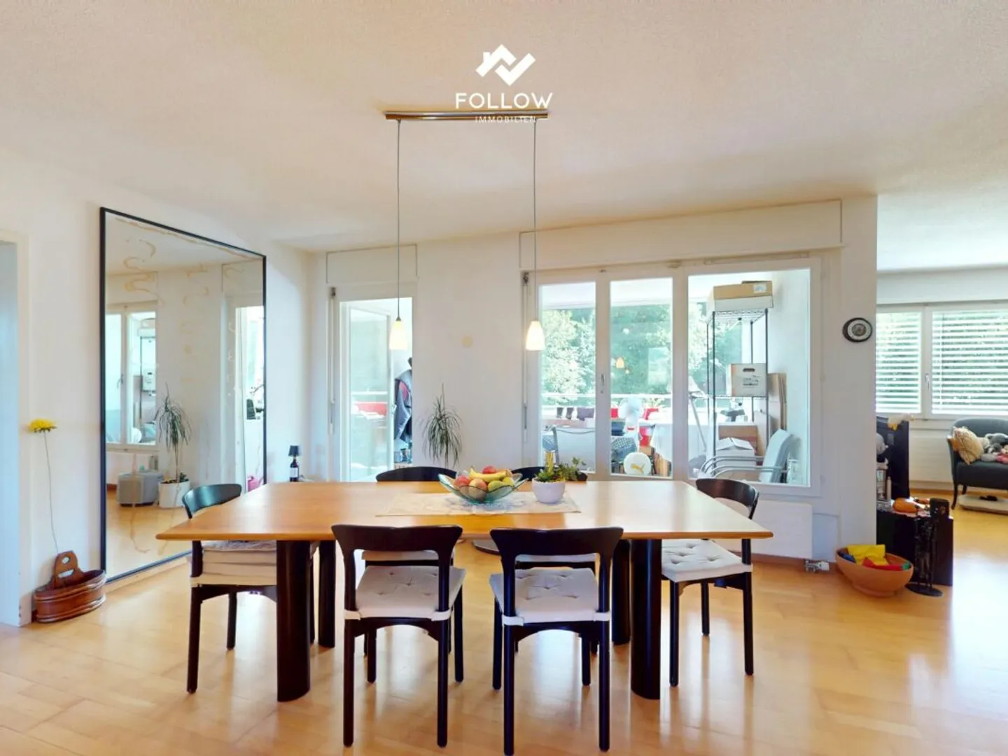 Condominium spacieux et familial de 3,5 pièces avec balcon et place de parking - Photo 3 sur 12