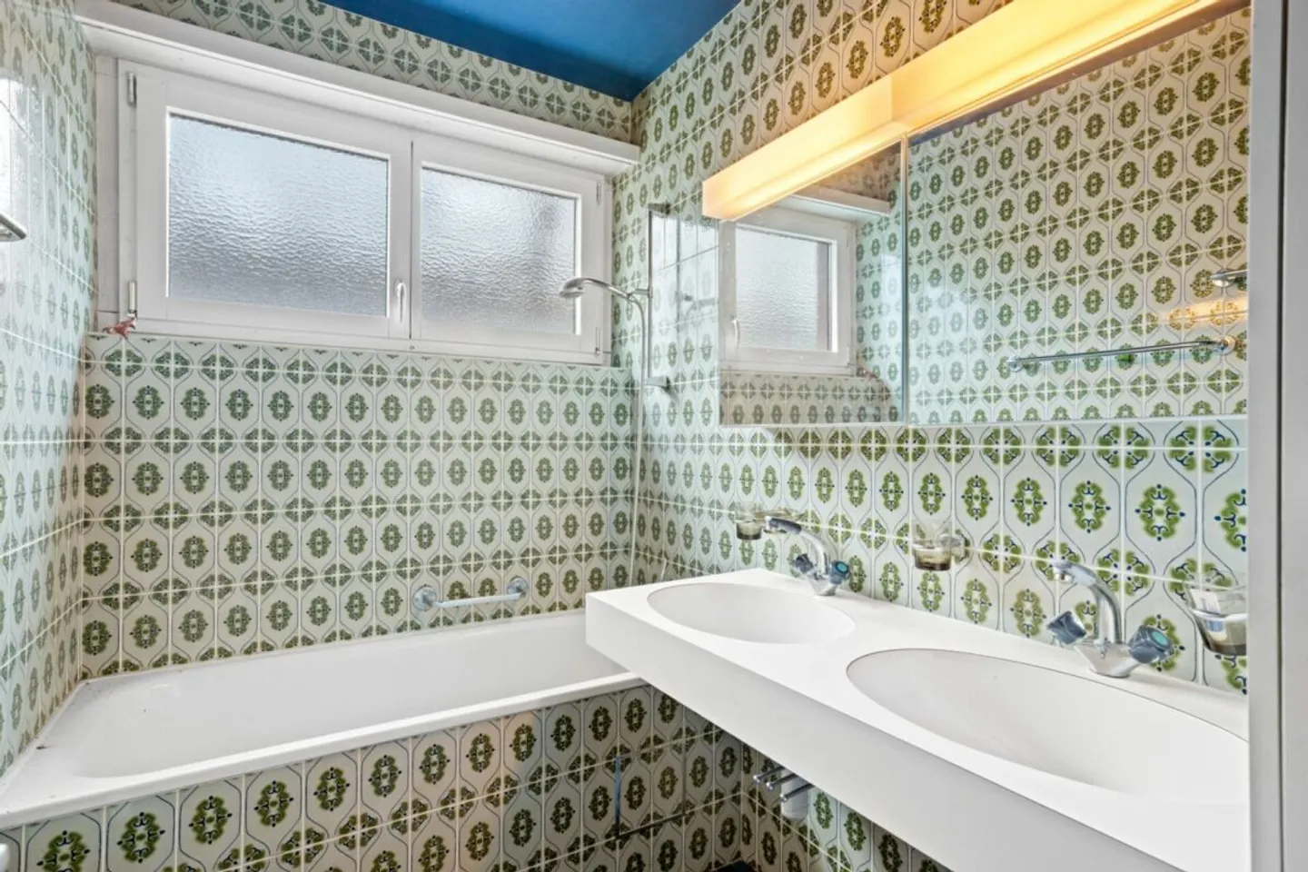 Appartement de 3,5 pièces dans un endroit calme à Reinach avec place de parking et salle de loisirs - Photo 10 sur 13