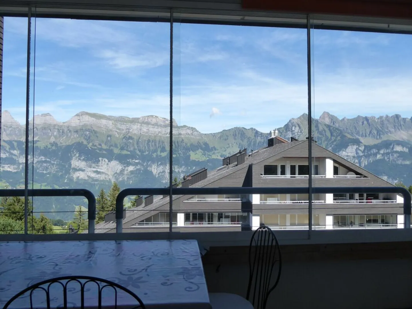 Appartement de vacances 3 pièces avec place de parking souterrain et place de parking extérieur - Photo 7 sur 13