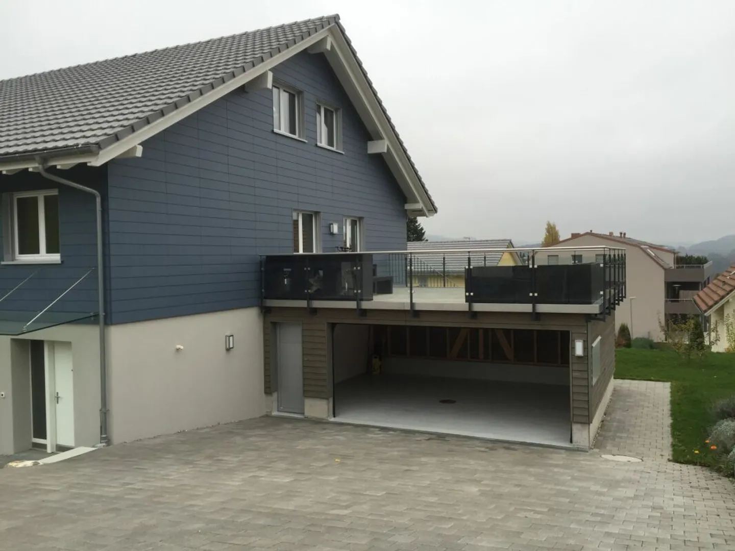 Residential and Commercial Building - Photo 2 of 11