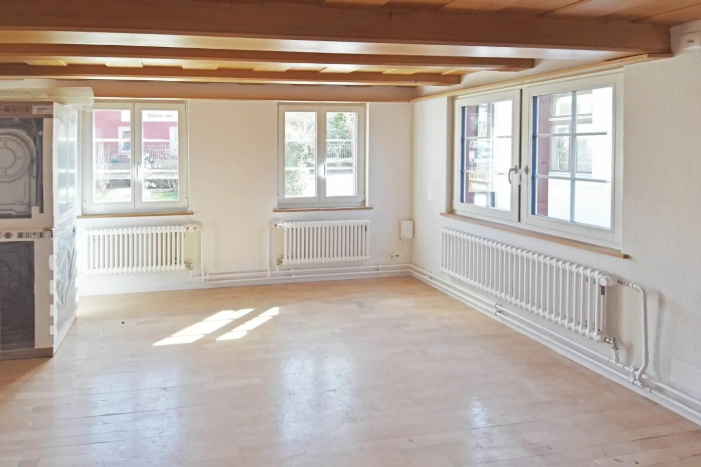 Casa di 3,5 stanze con giardino splende di nuovo splendore - Foto 4 di 13