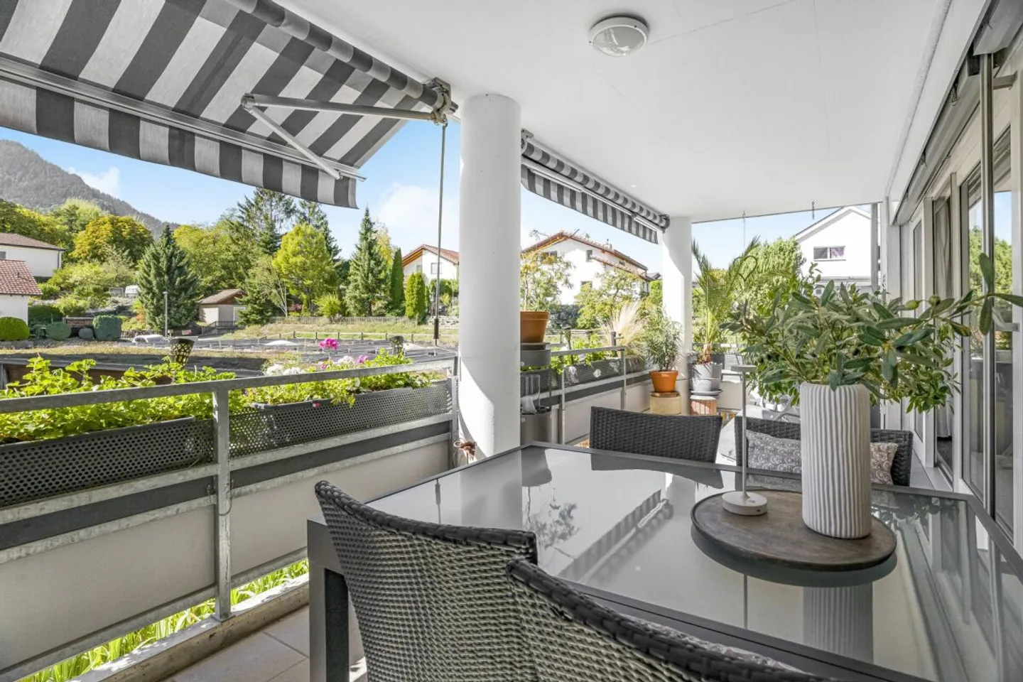 Bonaduz: Helle 4.5-Zimmer-Wohnung in grossem Balkon, Lift und eigenem Hobbyraum - Foto 5 von 13
