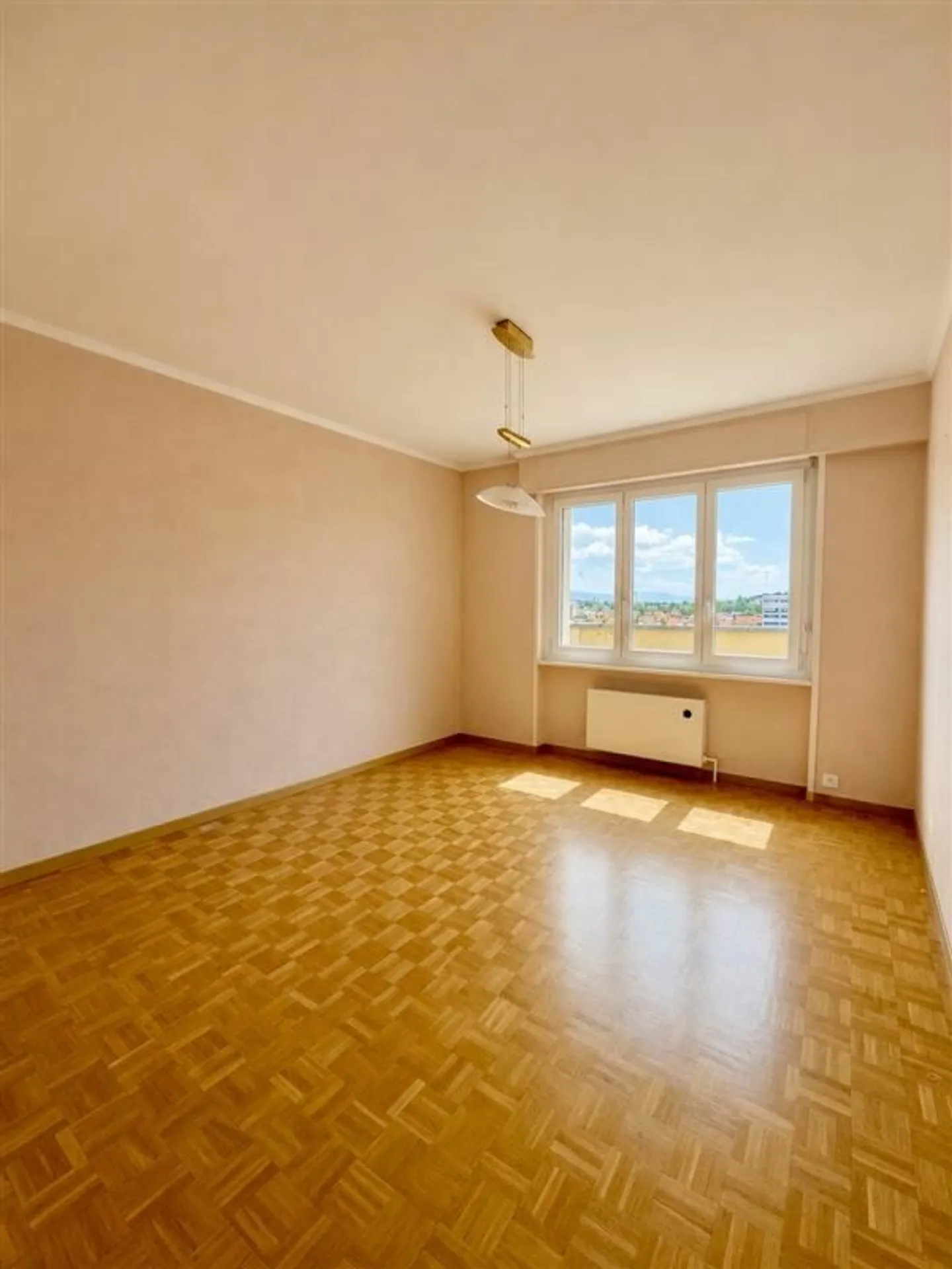 Appartement de 4.5 pièces au dernier étage - Photo 8 sur 13
