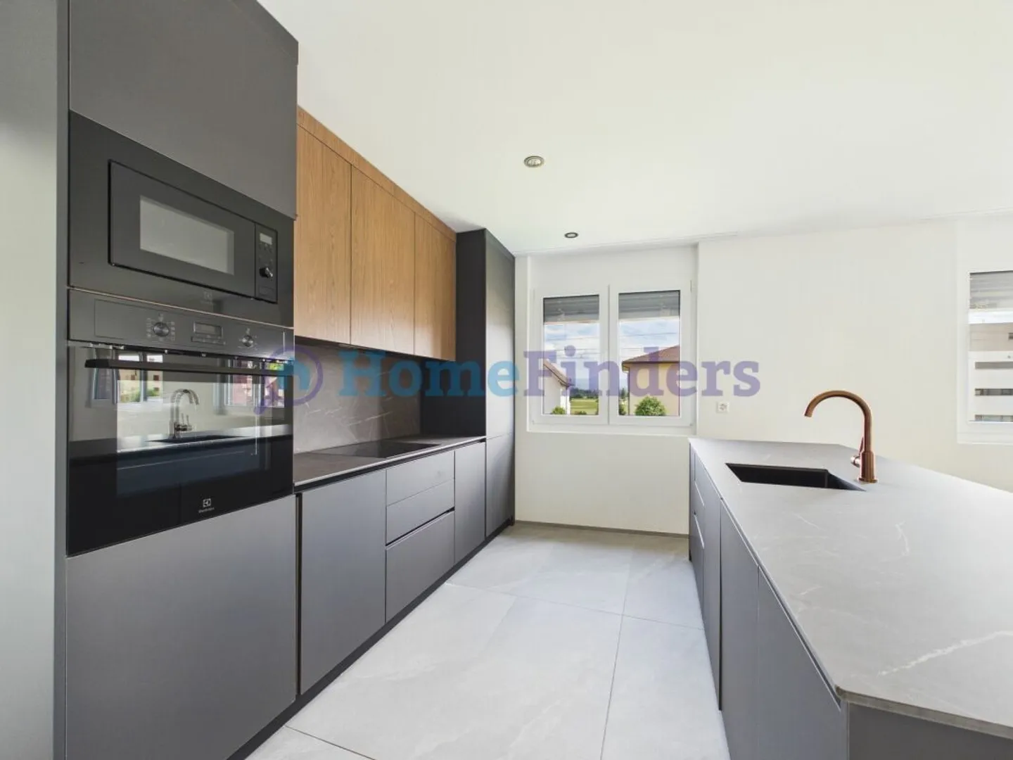 Modernes Apartment mit grosser Terrasse - Foto 6 von 11