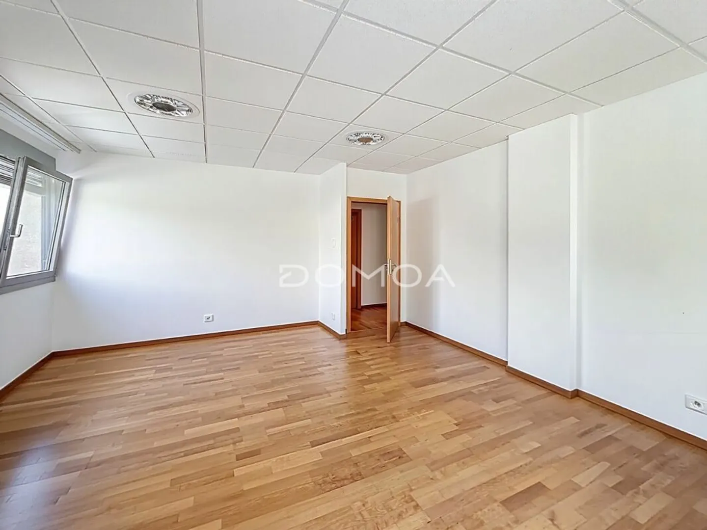 Große Wohnung im Herzen von Fribourg - Hohe Potenzial und Rendite - Foto 3 von 9