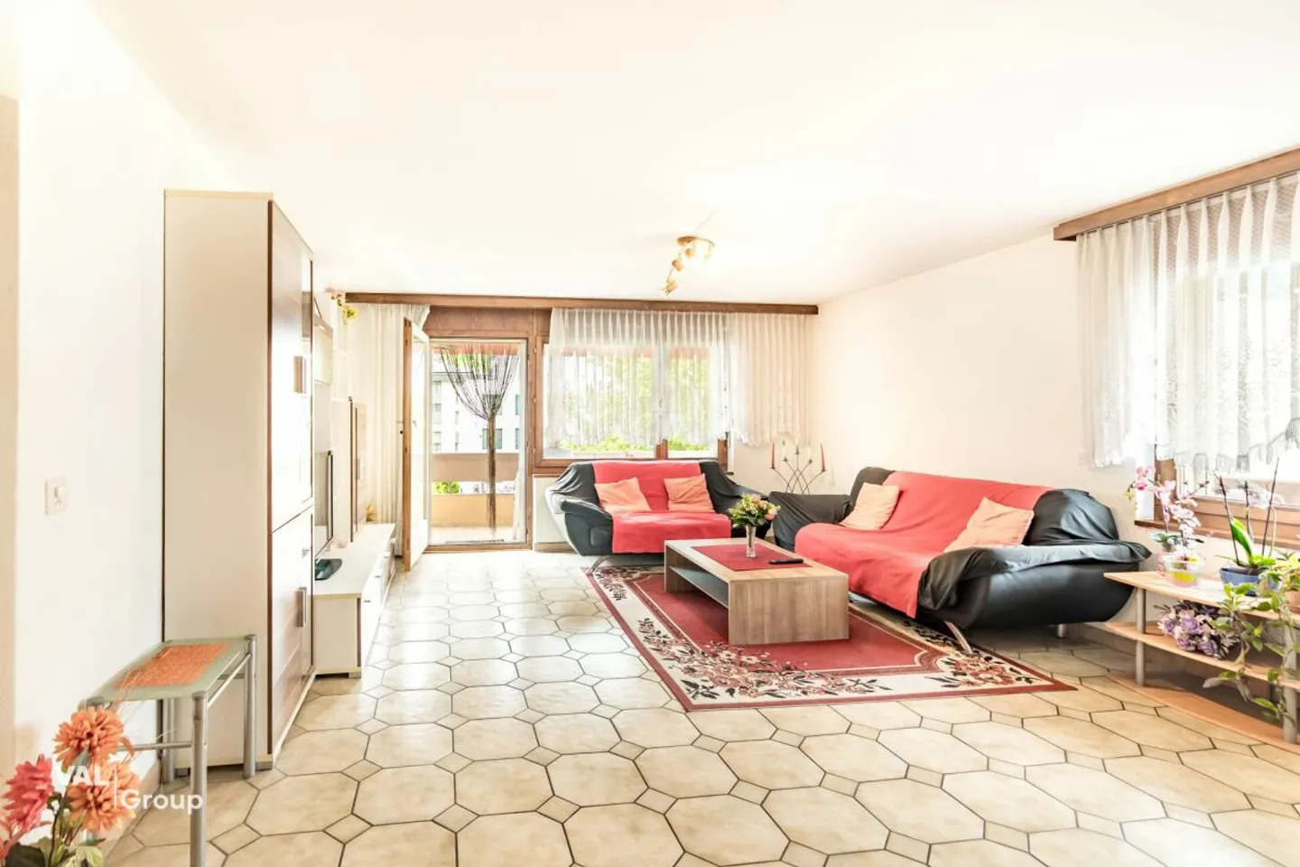 Sunny Apartment in Central Visp - Photo 3 of 13