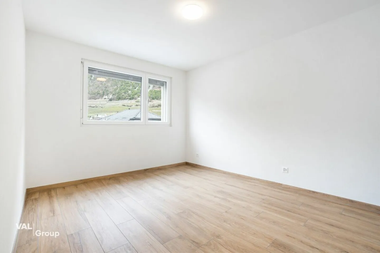 Building of 9 apartments - 4.4% immediate yield, in the heart of the village - Photo 13 of 13