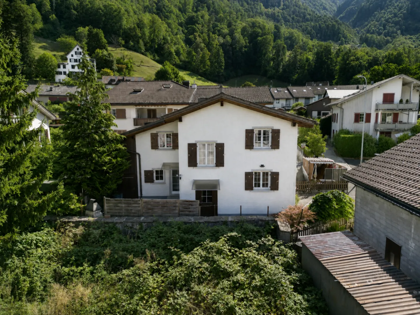Doppeleinfamilienhaus an familienfreundlicher, sonniger und zentraler Lage in Mollis GL - Foto 4 di 13