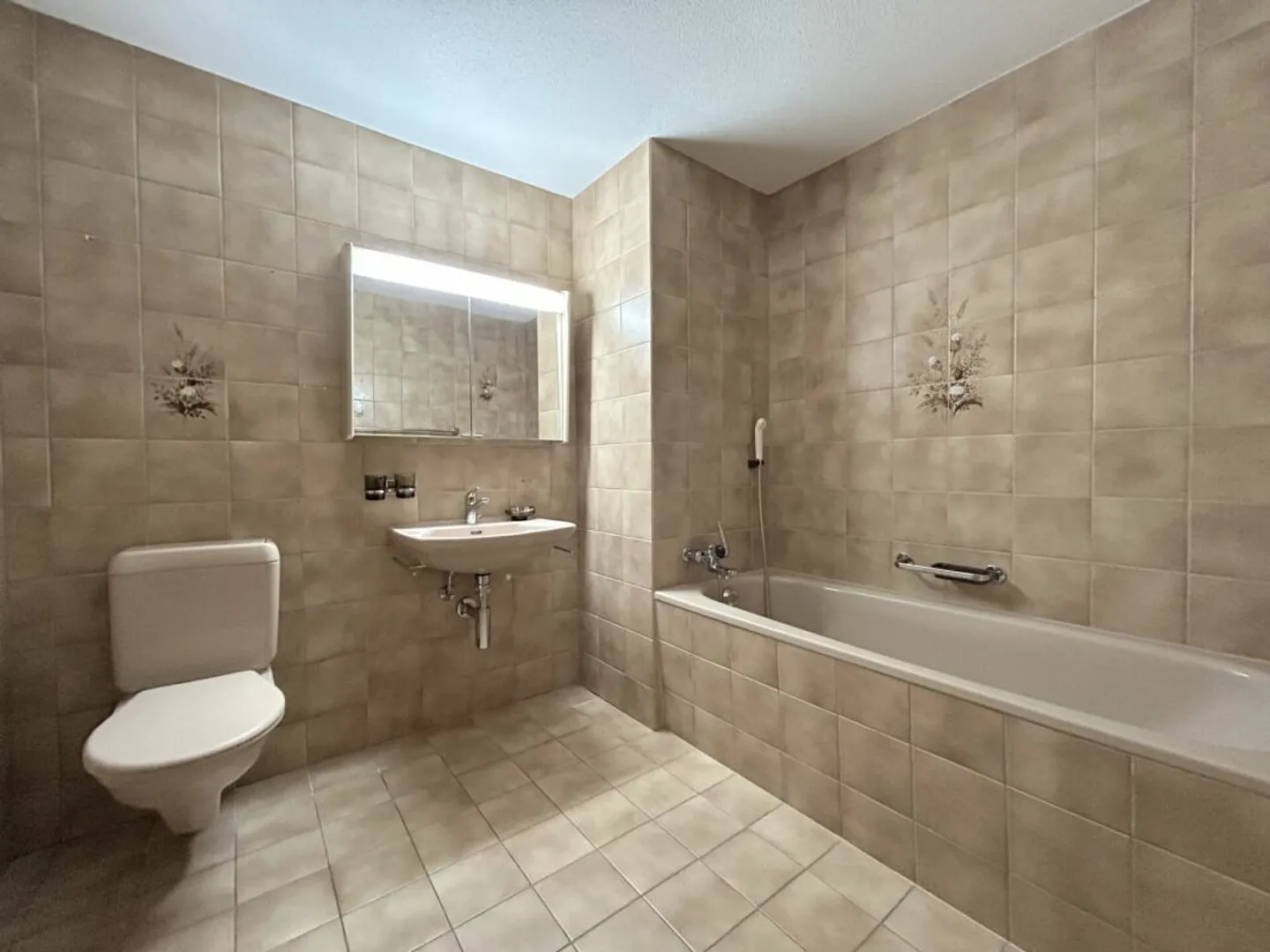 Affordable 4.5-room apartment in the heart of Schötz - Photo 6 of 7