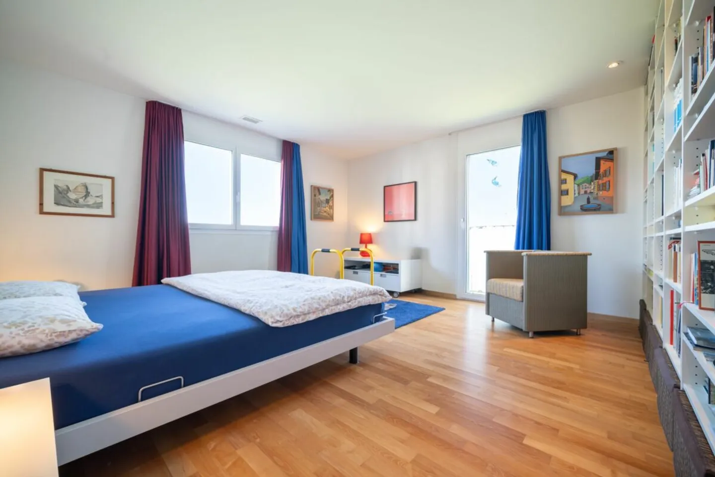 Close to the city and quiet - charming 3 1/2 room apartment - Photo 5 of 8