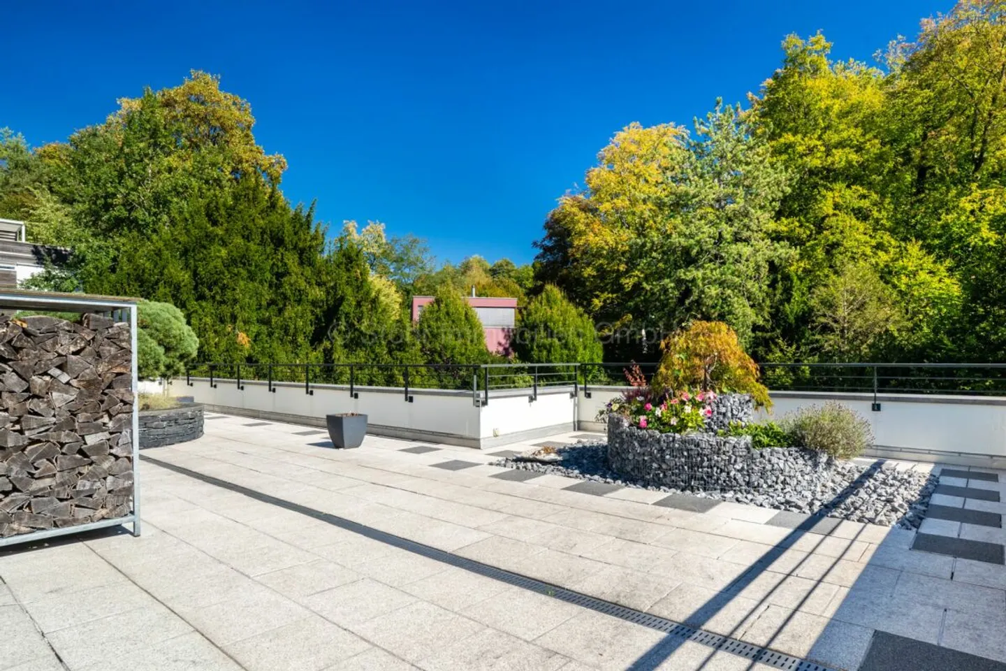 Appartamento attico urbano di 4,5 stanze con 169 m² di superficie terrazza - Foto 4 di 13