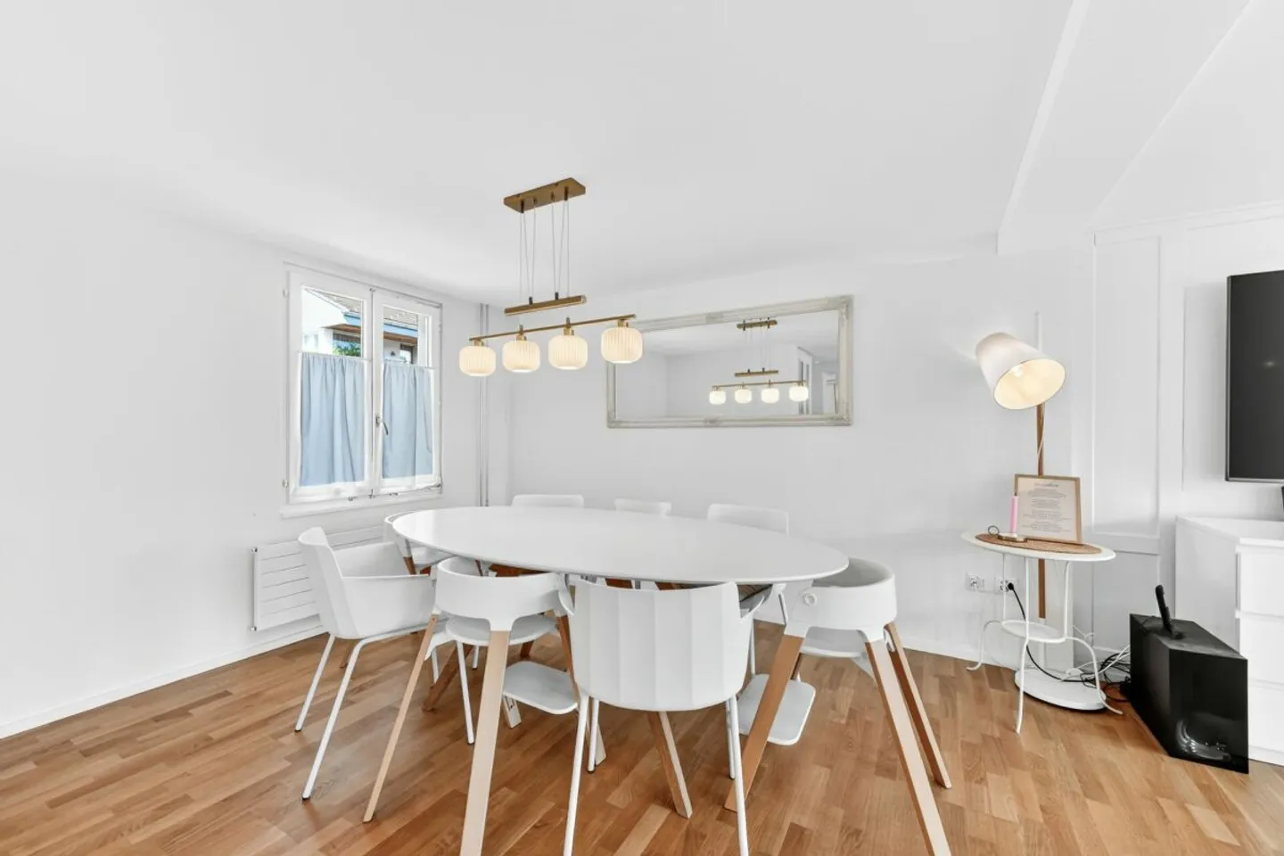 Historical charm meets modern comfort - Single-family house with a separate apartment - Photo 10 of 13