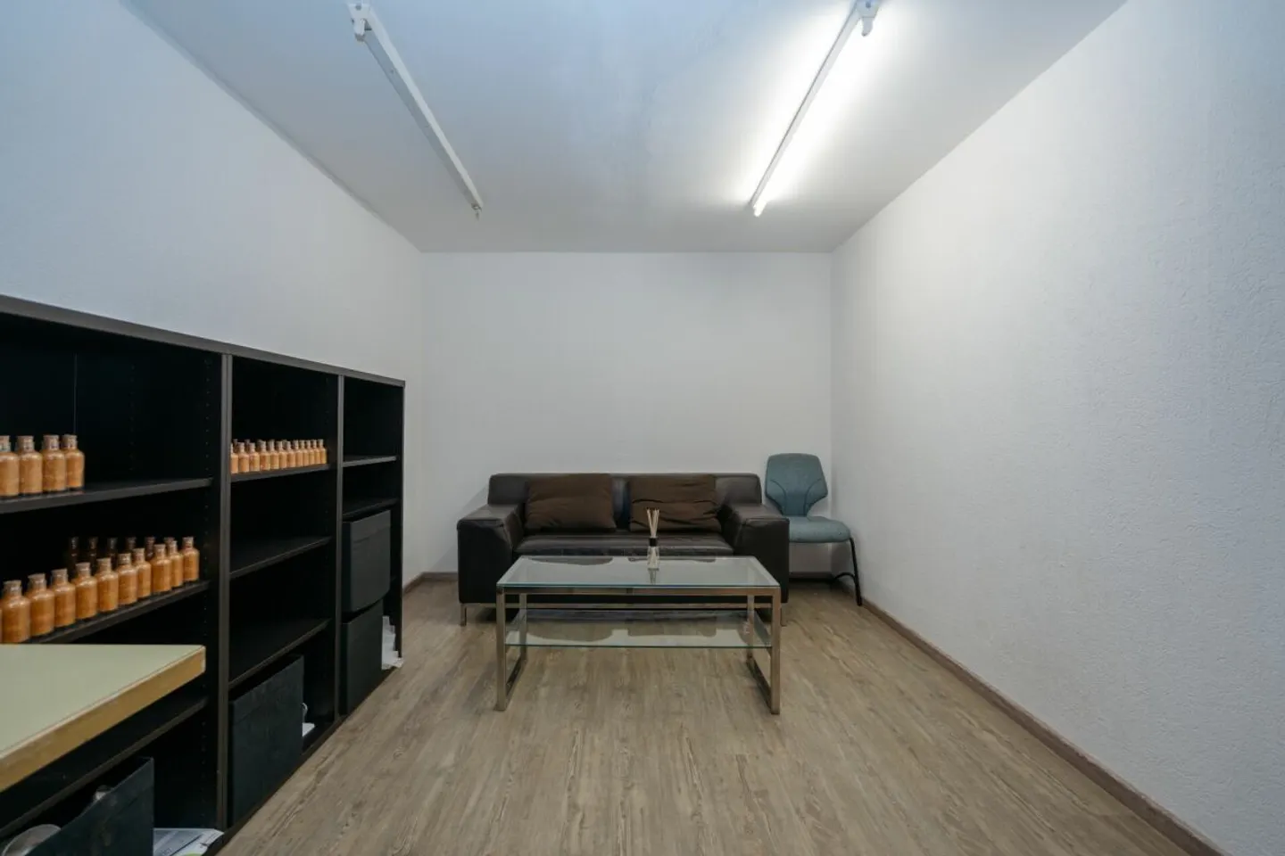 Vielseitige Gewerbefläche in Hausen AG - Foto 4 von 9