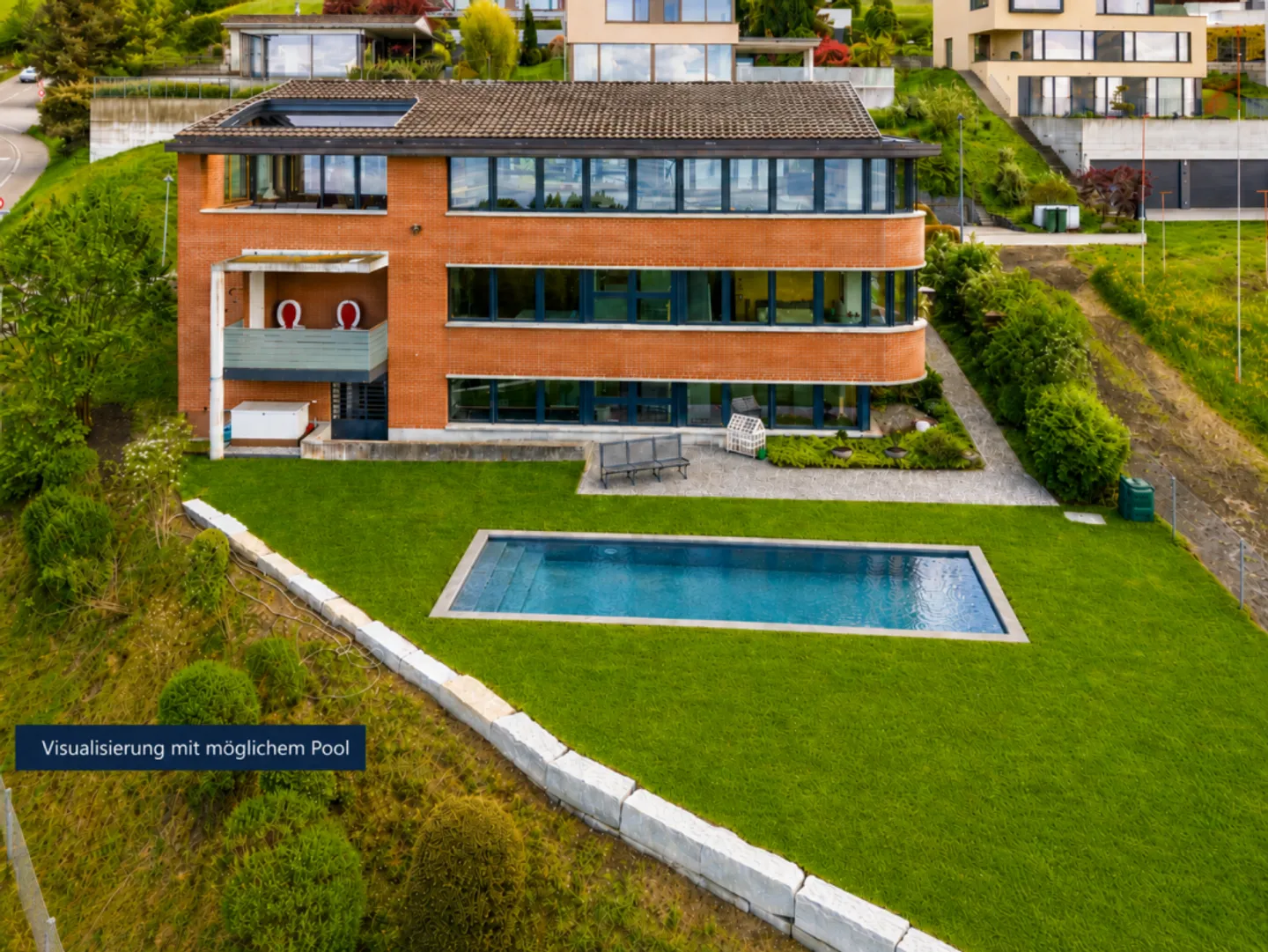 DOVE IL LAGO DIVENTA PANORAMA: ESCLUSIVA VILLA UNIFAMILIARE SU UN AMPIO TERRENO - Foto 1 di 13